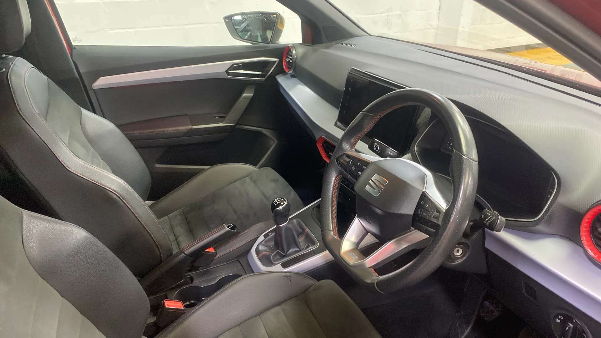 A 2023 SEAT ARONA 1.0 TSI 110 FR Sport A 2023 SEAT ARONA 1.0 TSI 110 FR Sport