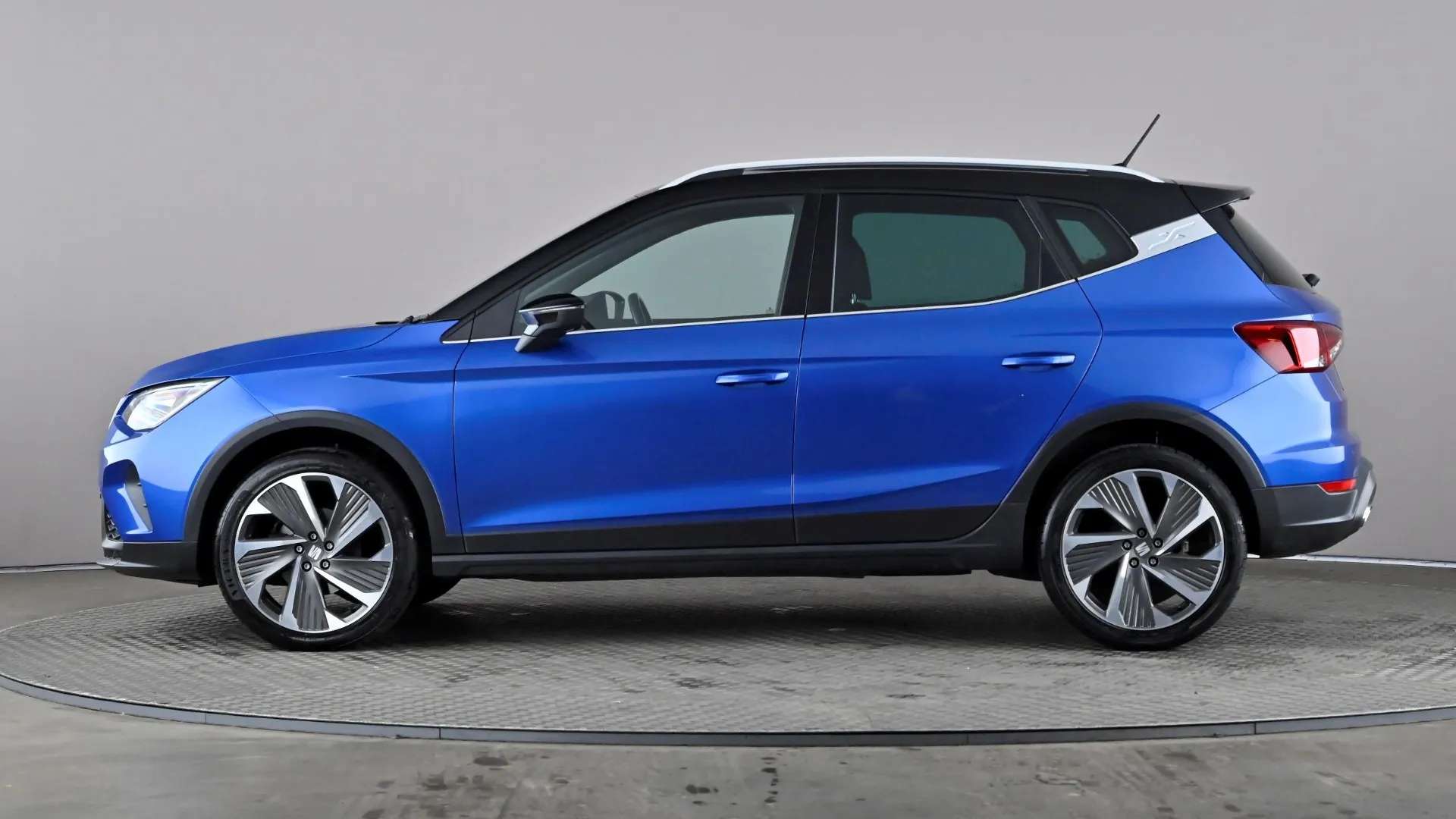 A 2022 SEAT ARONA 1.0 TSI 110 FR Sport A 2022 SEAT ARONA 1.0 TSI 110 FR Sport