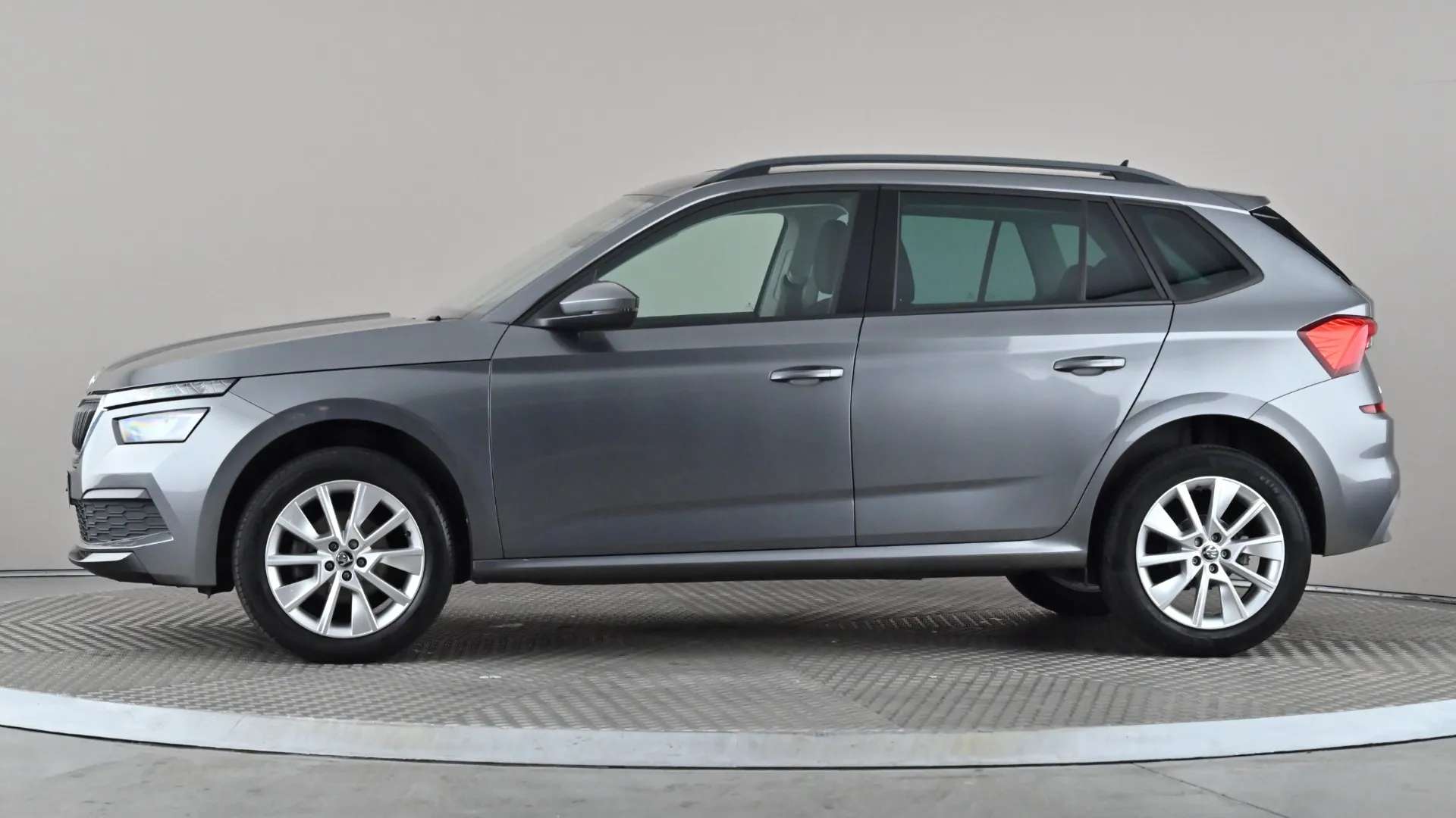 A 2023 SKODA KAMIQ 1.0 TSI 110 SE Drive A 2023 SKODA KAMIQ 1.0 TSI 110 SE Drive