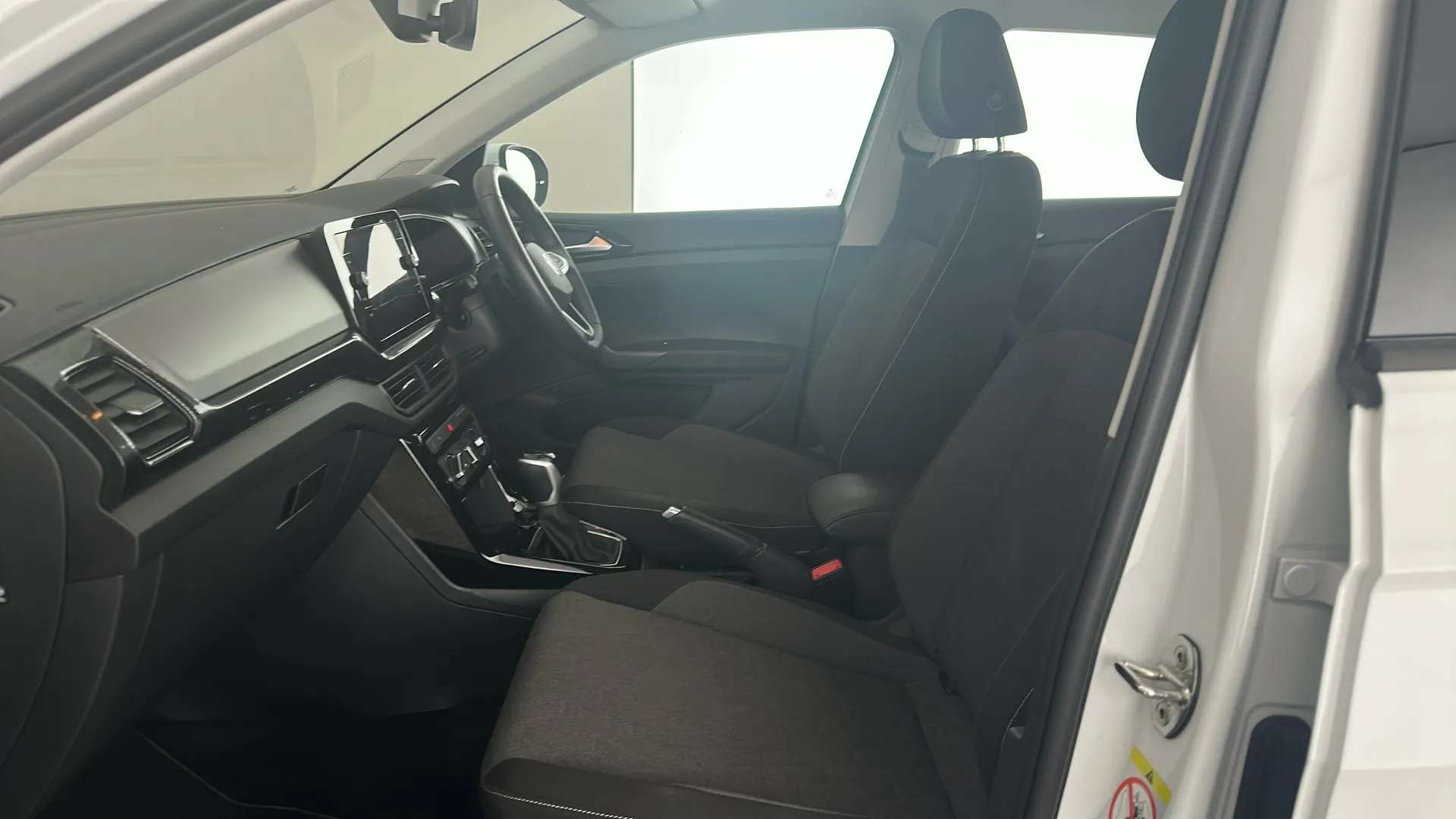2024 VOLKSWAGEN T-CROSS 2024 VOLKSWAGEN T-CROSS