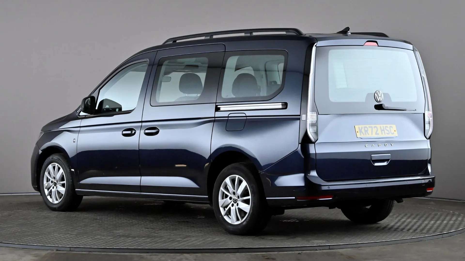 A 2022 VOLKSWAGEN CADDY MAXI 2.0 TDI 122 Life DSG A 2022 VOLKSWAGEN CADDY MAXI 2.0 TDI 122 Life DSG