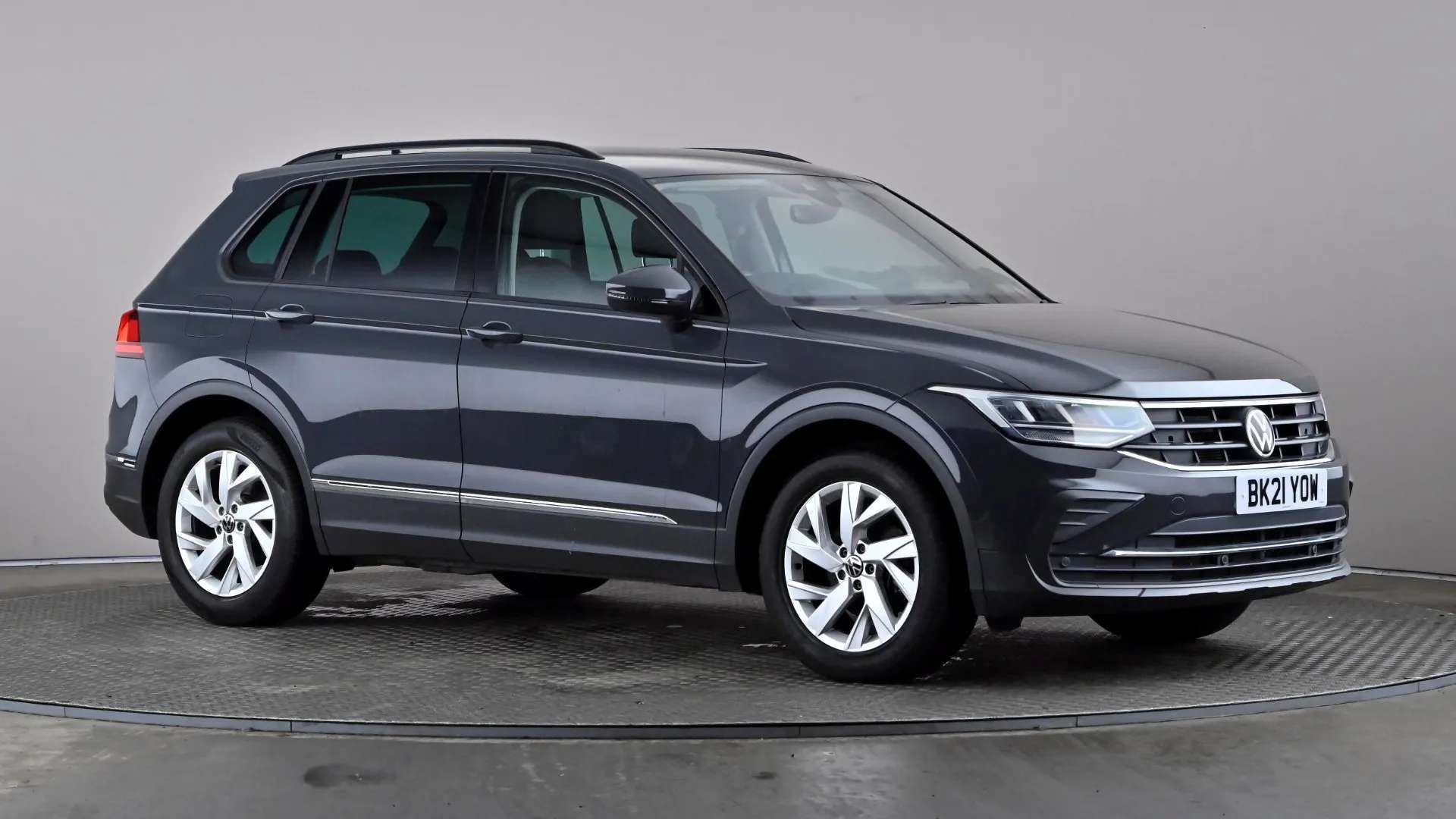 A 2021 VOLKSWAGEN TIGUAN 1.5 TSI 150 Life DSG A 2021 VOLKSWAGEN TIGUAN 1.5 TSI 150 Life DSG