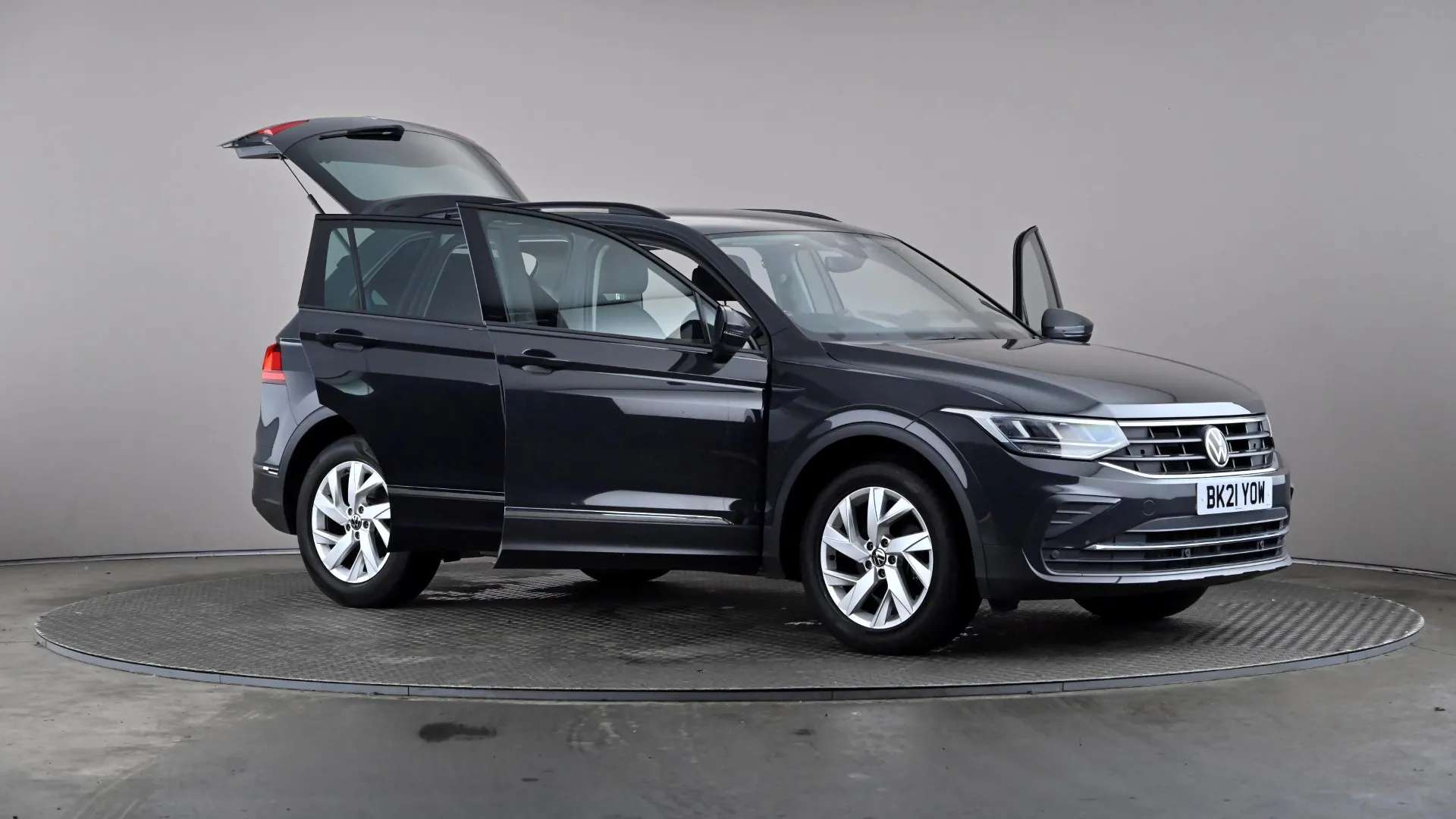 2021 VOLKSWAGEN TIGUAN 2021 VOLKSWAGEN TIGUAN