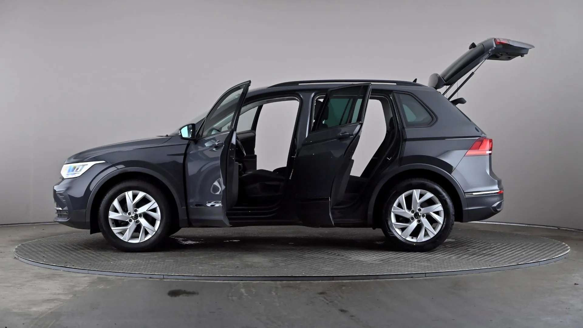 2021 VOLKSWAGEN TIGUAN 2021 VOLKSWAGEN TIGUAN