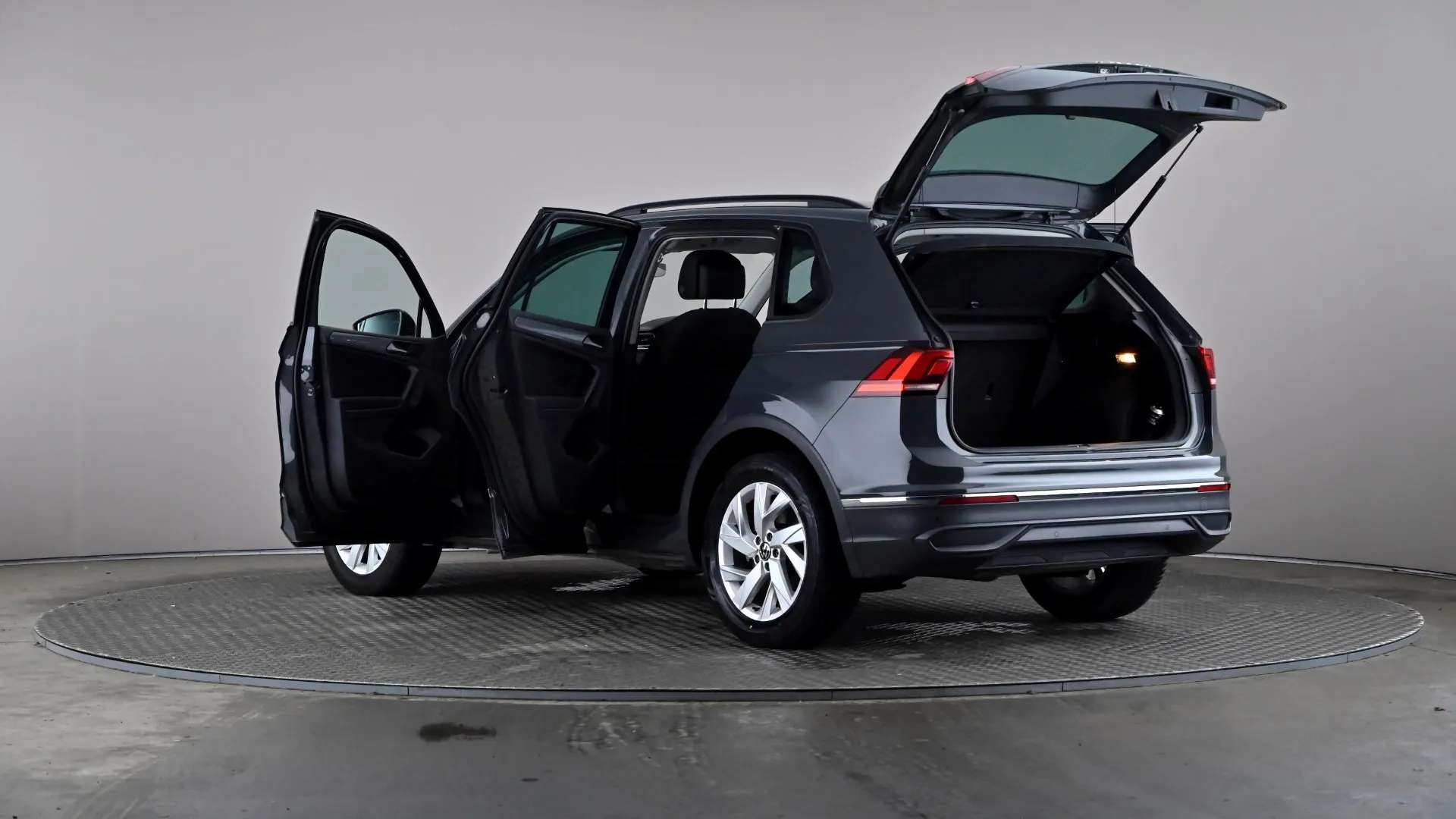 2021 VOLKSWAGEN TIGUAN 2021 VOLKSWAGEN TIGUAN