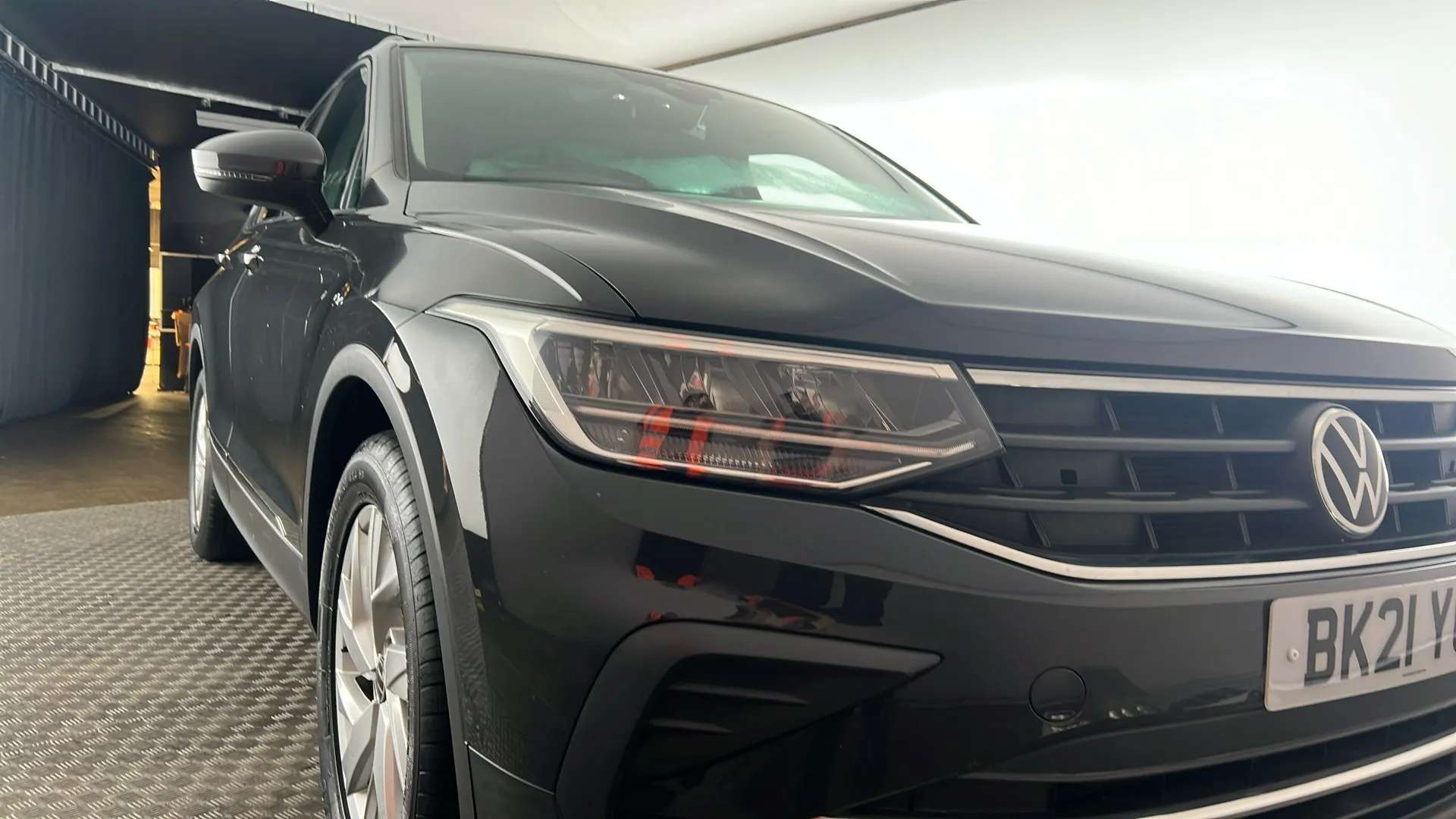 2021 VOLKSWAGEN TIGUAN 2021 VOLKSWAGEN TIGUAN