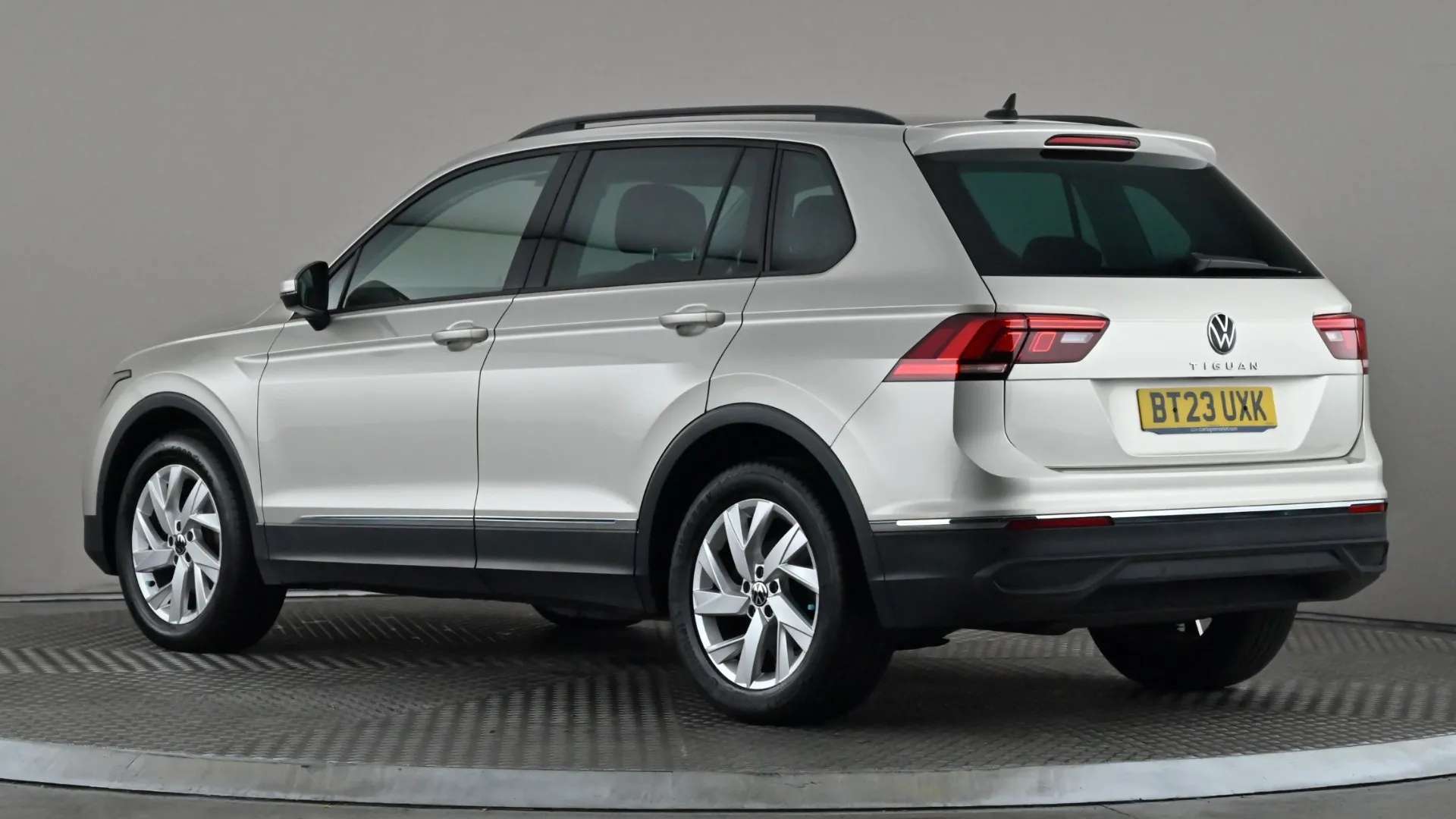 A 2023 VOLKSWAGEN TIGUAN 1.5 TSI 150 Life DSG A 2023 VOLKSWAGEN TIGUAN 1.5 TSI 150 Life DSG