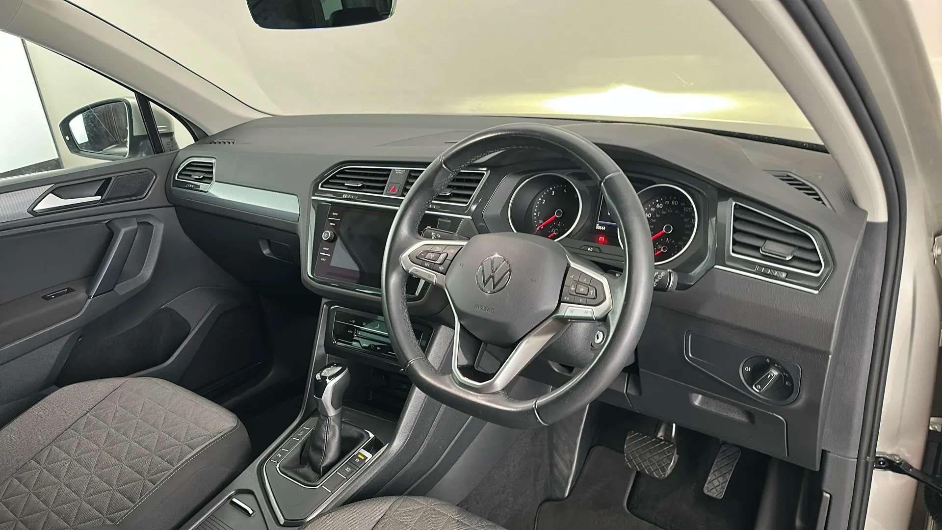 2023 VOLKSWAGEN TIGUAN 2023 VOLKSWAGEN TIGUAN