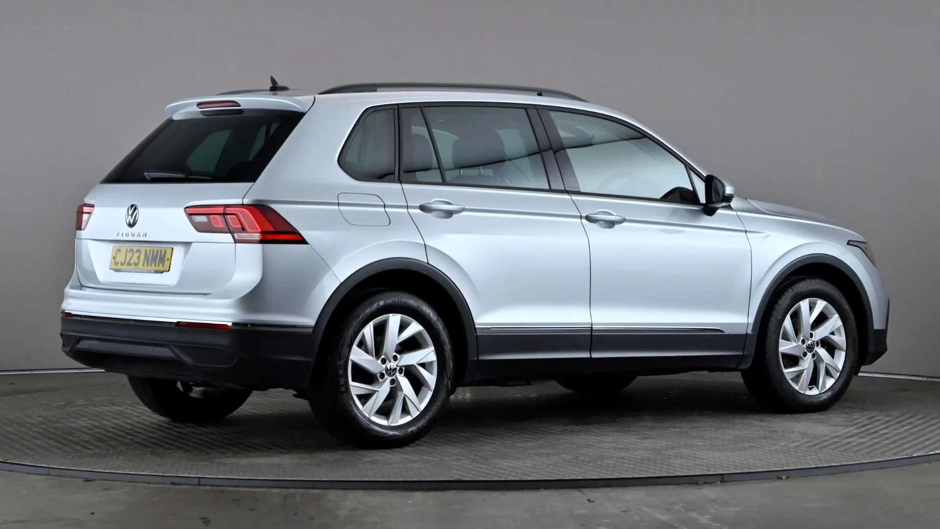 2023 VOLKSWAGEN TIGUAN 2023 VOLKSWAGEN TIGUAN