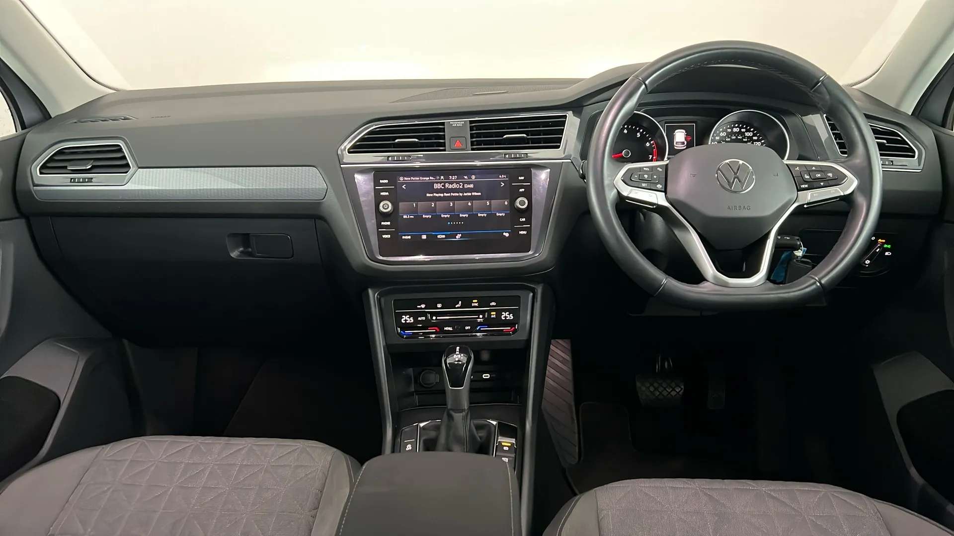 2023 VOLKSWAGEN TIGUAN 2023 VOLKSWAGEN TIGUAN