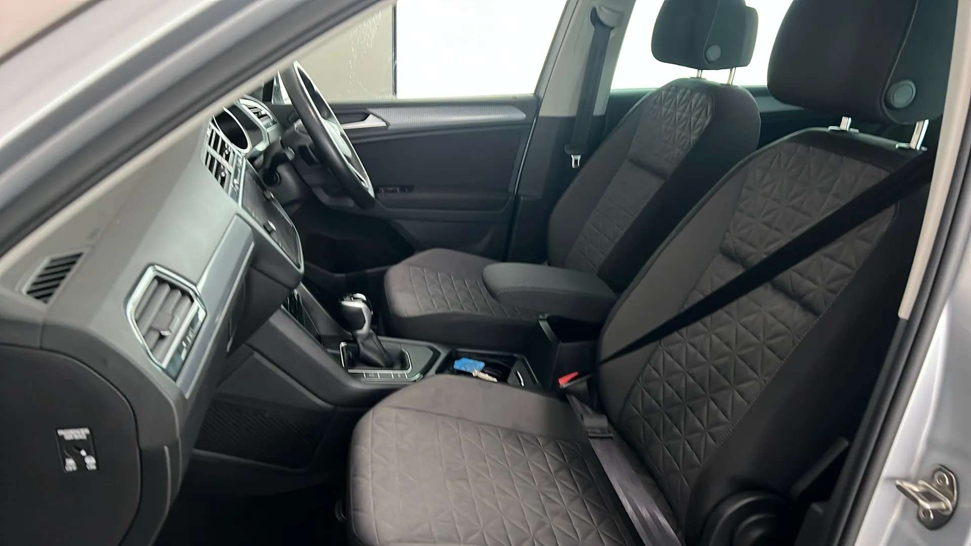 2023 VOLKSWAGEN TIGUAN 2023 VOLKSWAGEN TIGUAN