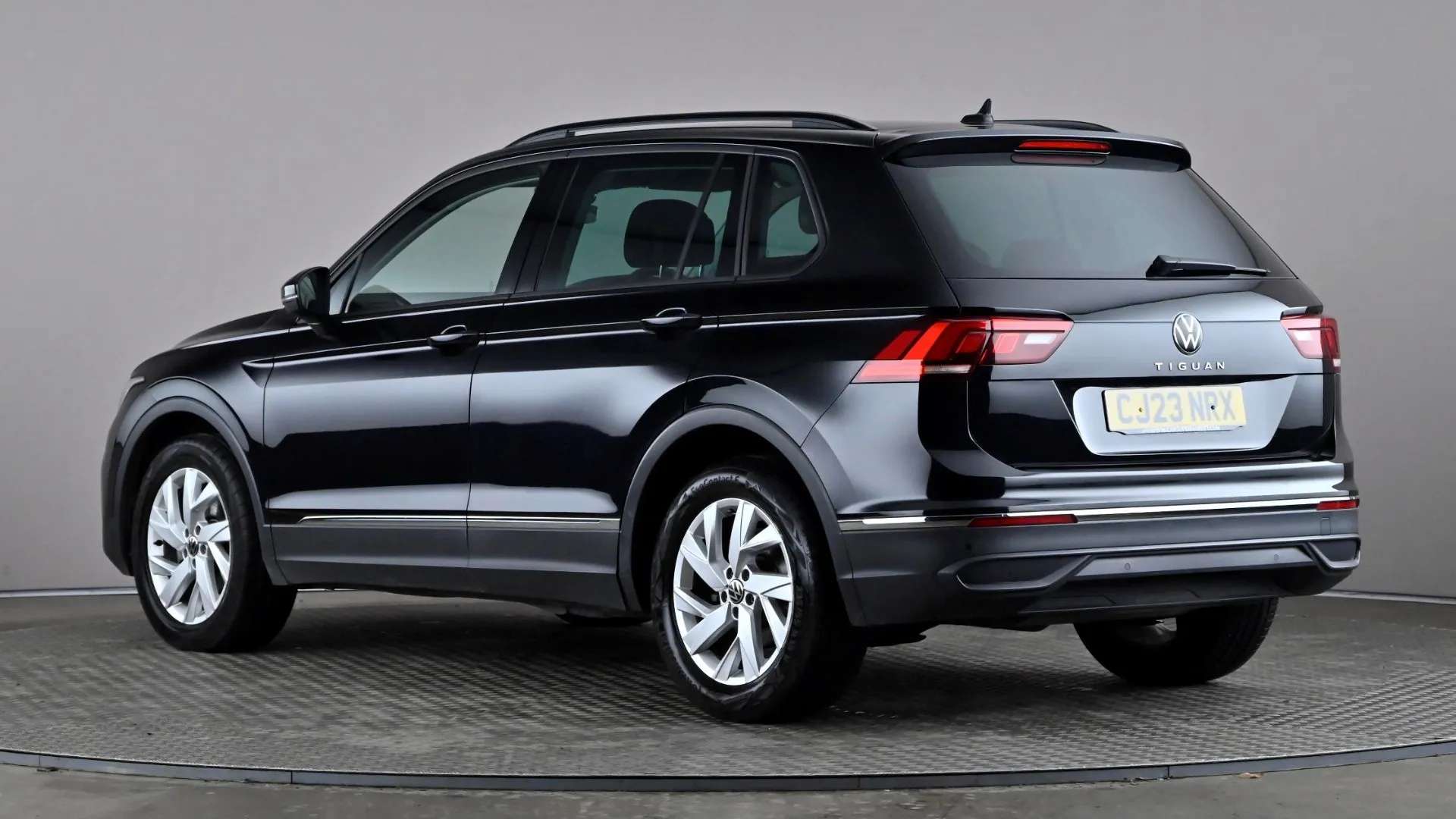 A 2023 VOLKSWAGEN TIGUAN 1.5 TSI 150 Life DSG A 2023 VOLKSWAGEN TIGUAN 1.5 TSI 150 Life DSG