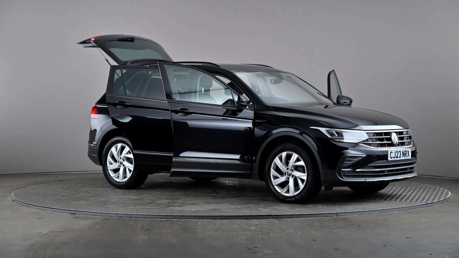 2023 VOLKSWAGEN TIGUAN 2023 VOLKSWAGEN TIGUAN