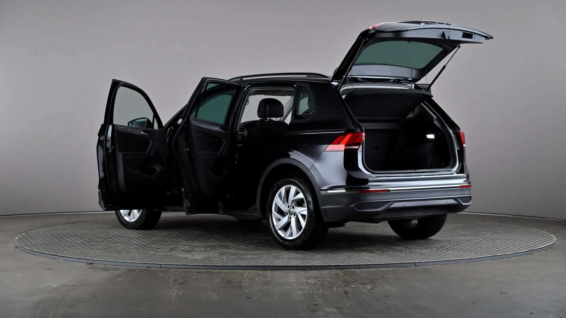 2023 VOLKSWAGEN TIGUAN 2023 VOLKSWAGEN TIGUAN