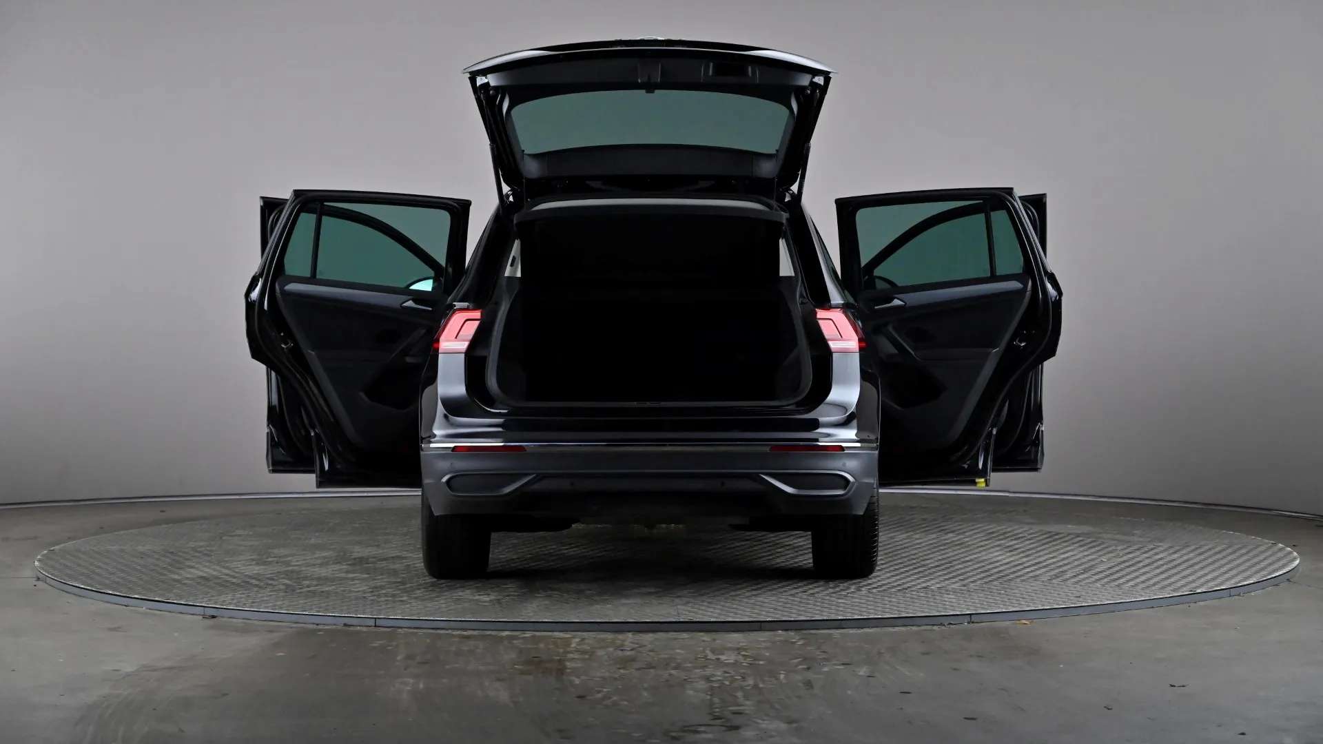 2023 VOLKSWAGEN TIGUAN 2023 VOLKSWAGEN TIGUAN