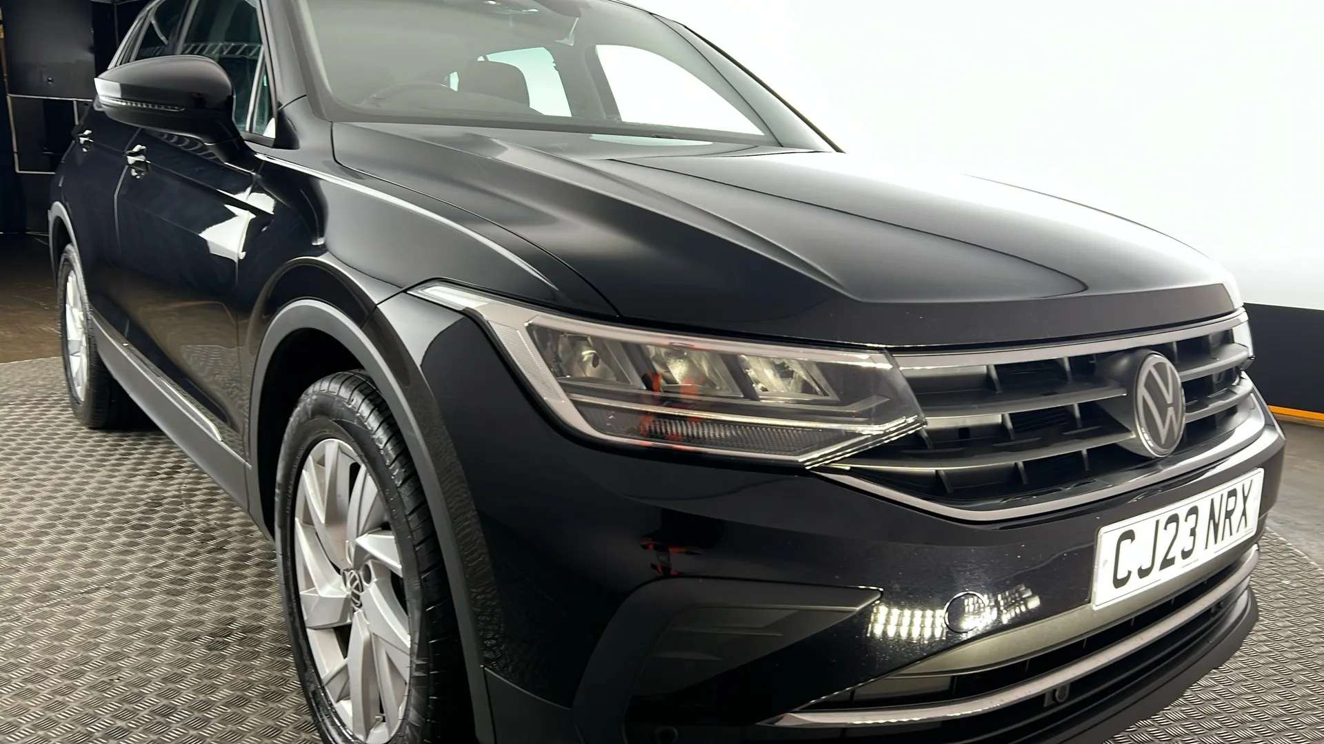 2023 VOLKSWAGEN TIGUAN 2023 VOLKSWAGEN TIGUAN