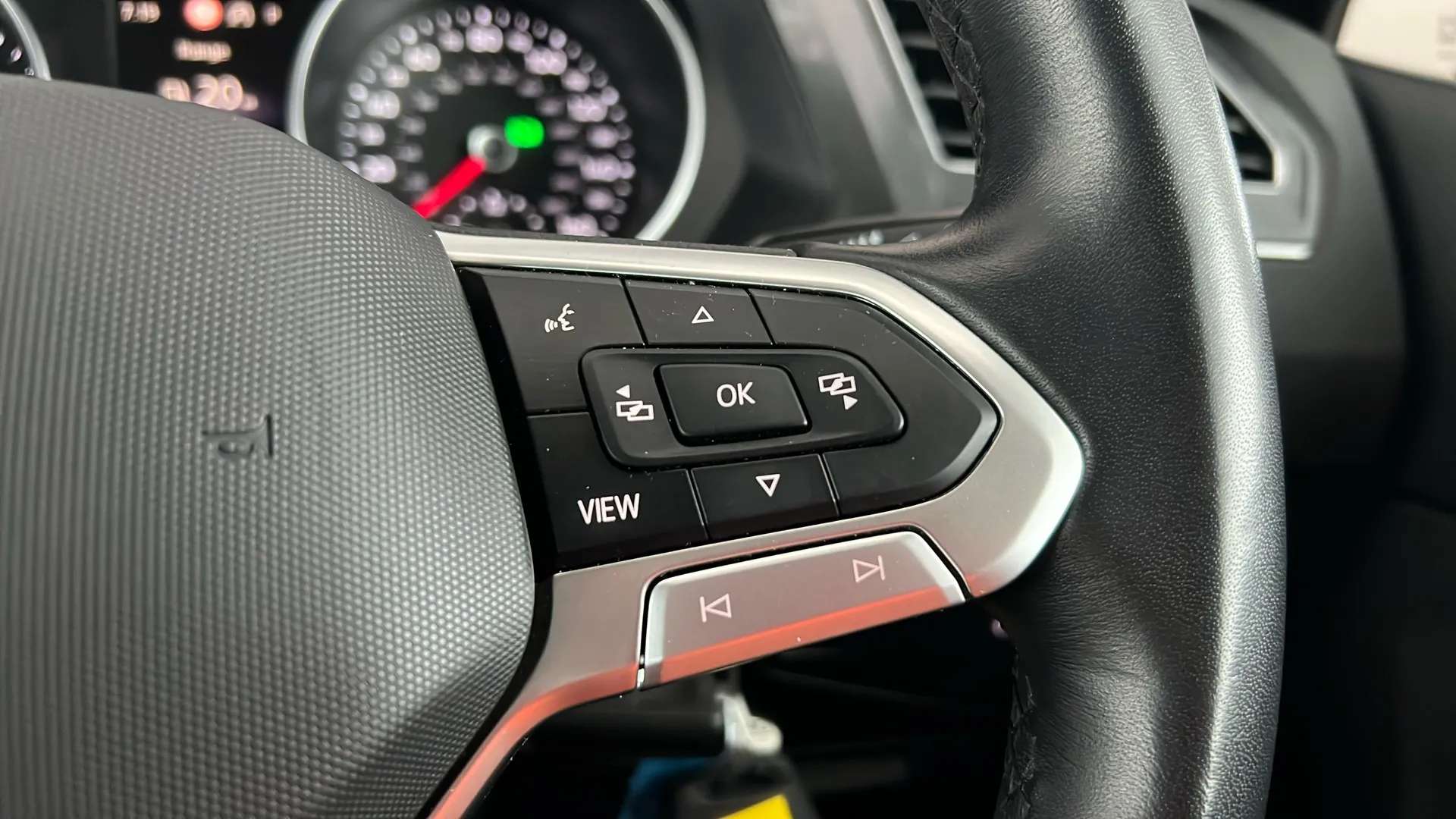 2023 VOLKSWAGEN TIGUAN 2023 VOLKSWAGEN TIGUAN