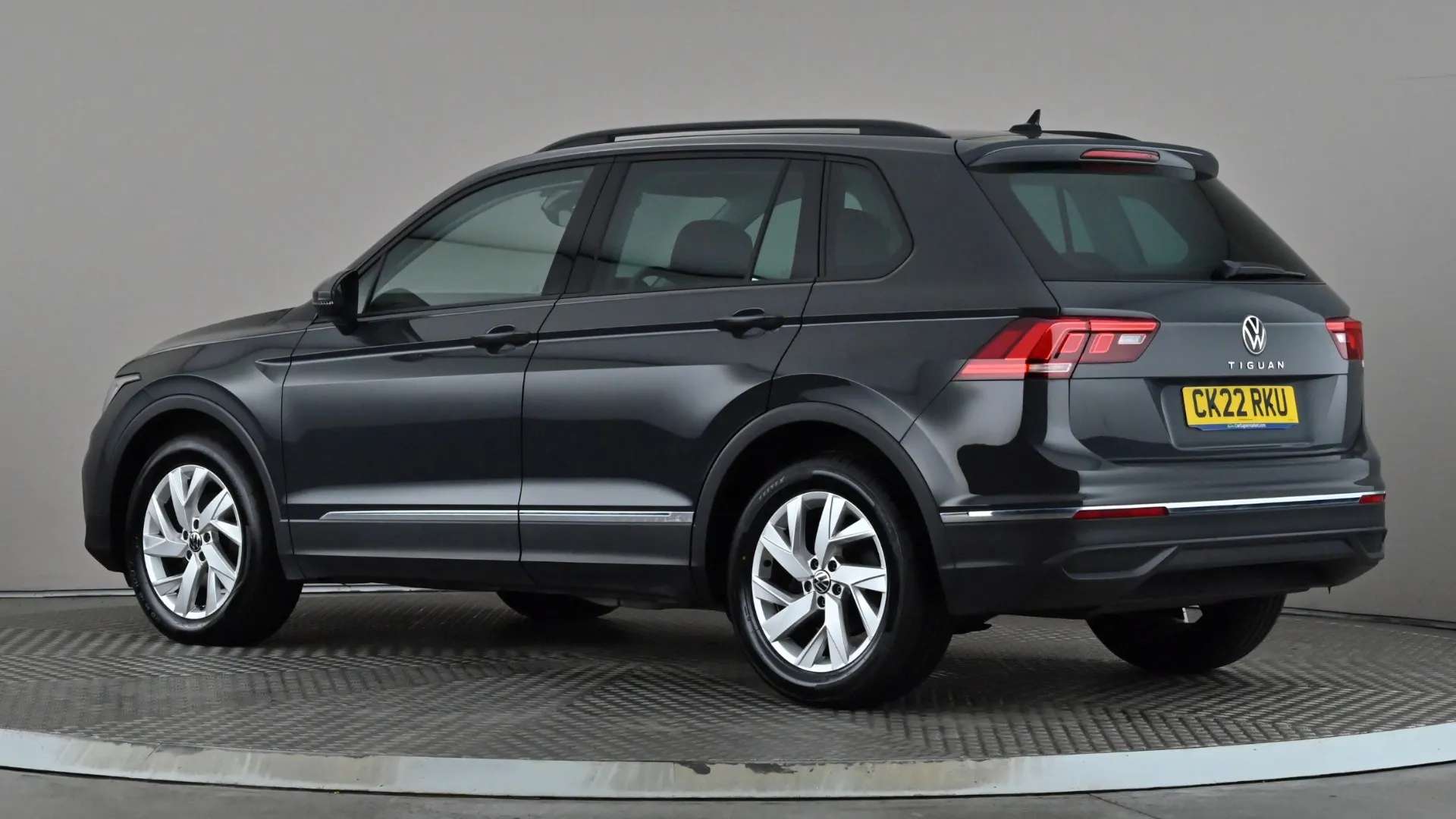 A 2022 VOLKSWAGEN TIGUAN 1.5 TSI 150 Life DSG A 2022 VOLKSWAGEN TIGUAN 1.5 TSI 150 Life DSG