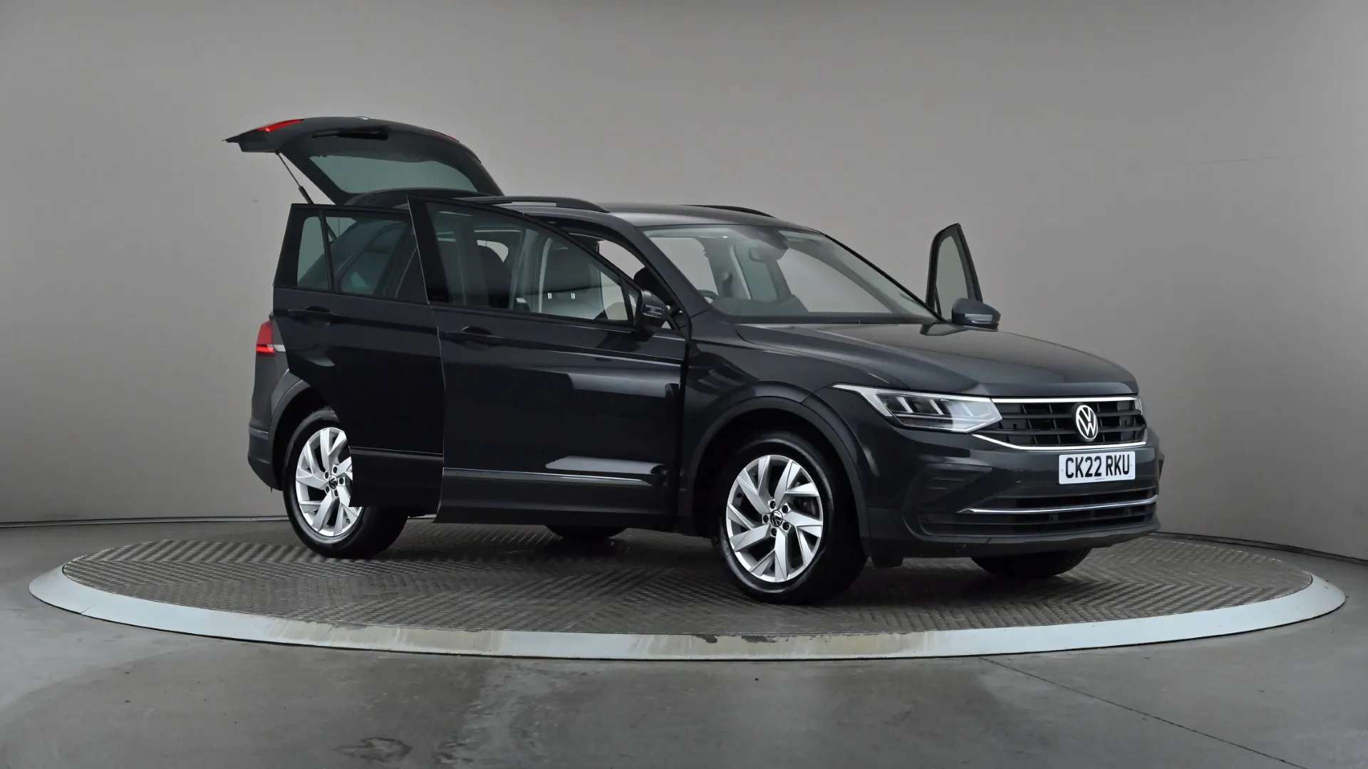 2022 VOLKSWAGEN TIGUAN 2022 VOLKSWAGEN TIGUAN
