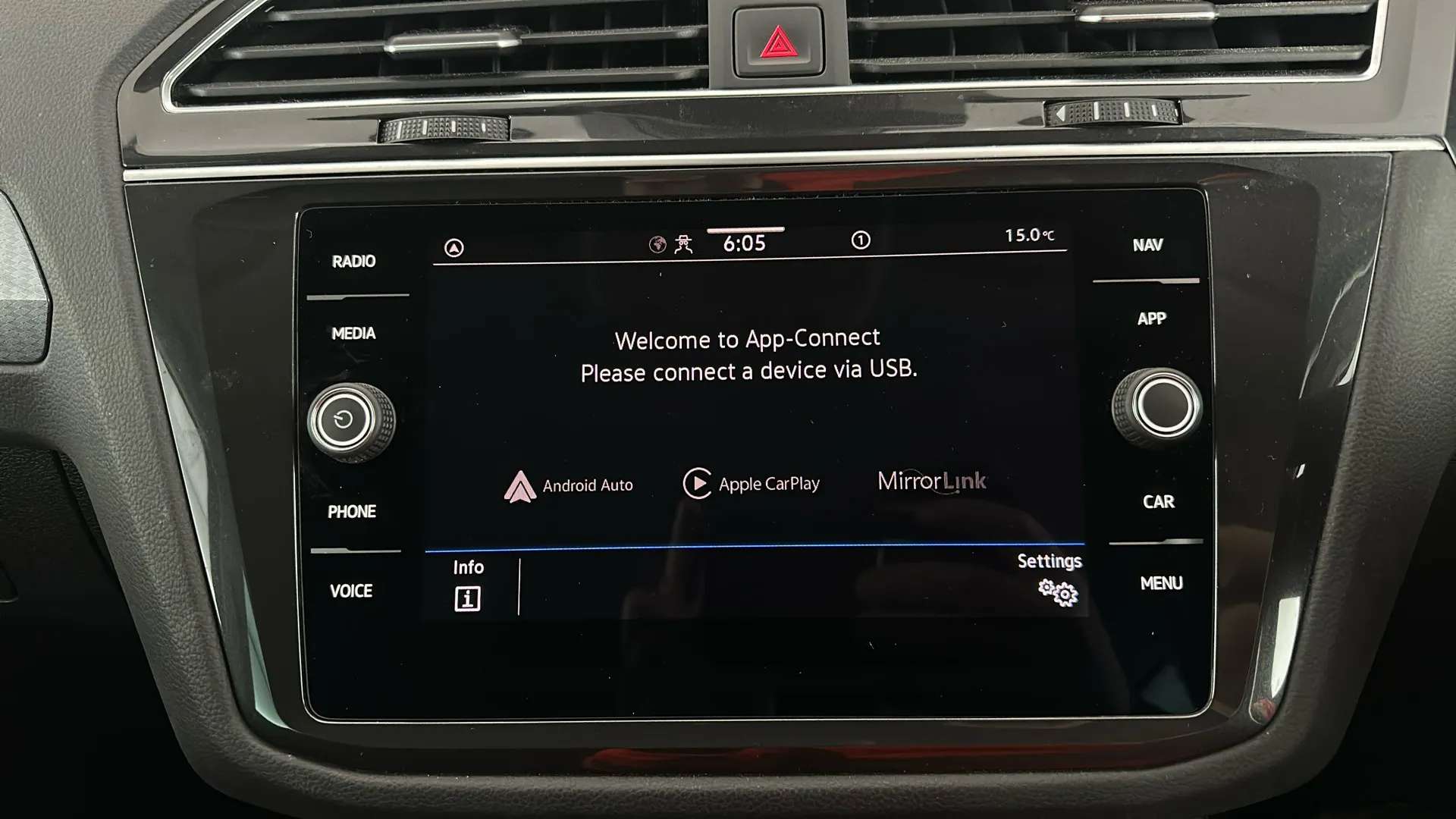 2022 VOLKSWAGEN TIGUAN 2022 VOLKSWAGEN TIGUAN