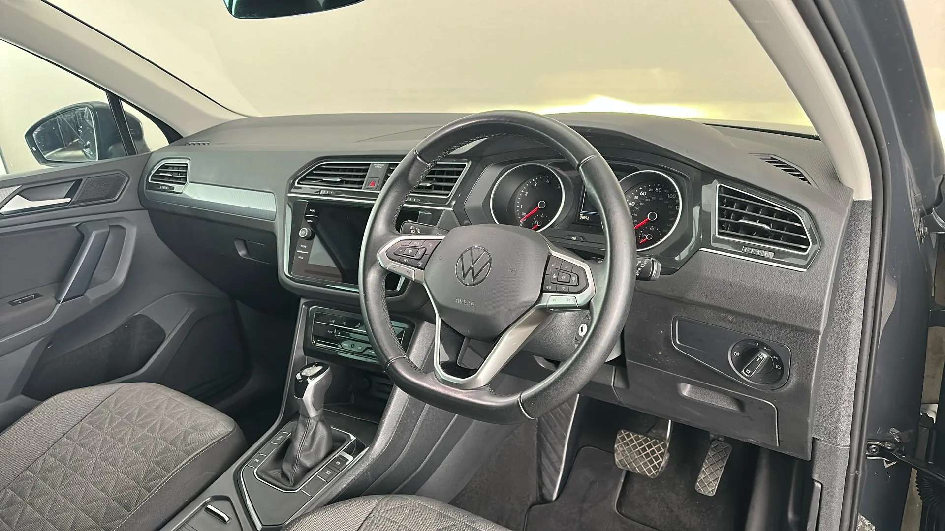 2022 VOLKSWAGEN TIGUAN 2022 VOLKSWAGEN TIGUAN