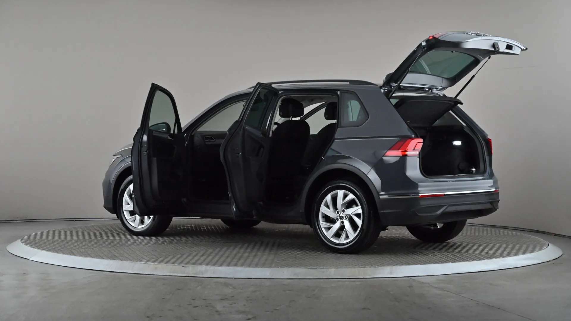 2023 VOLKSWAGEN TIGUAN 2023 VOLKSWAGEN TIGUAN