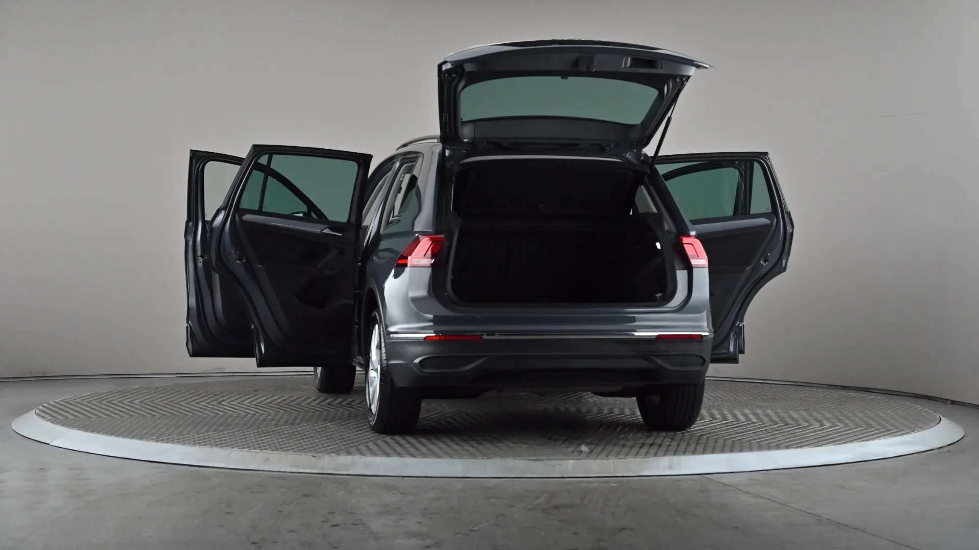 2023 VOLKSWAGEN TIGUAN 2023 VOLKSWAGEN TIGUAN