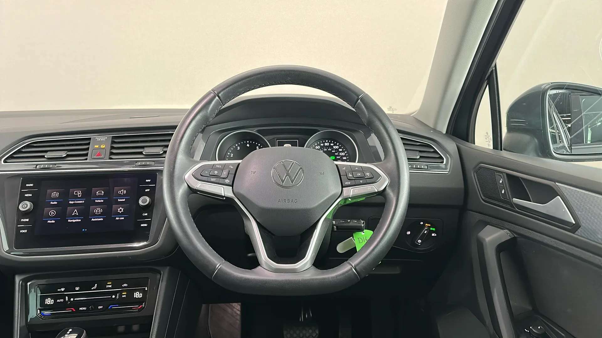 2023 VOLKSWAGEN TIGUAN 2023 VOLKSWAGEN TIGUAN