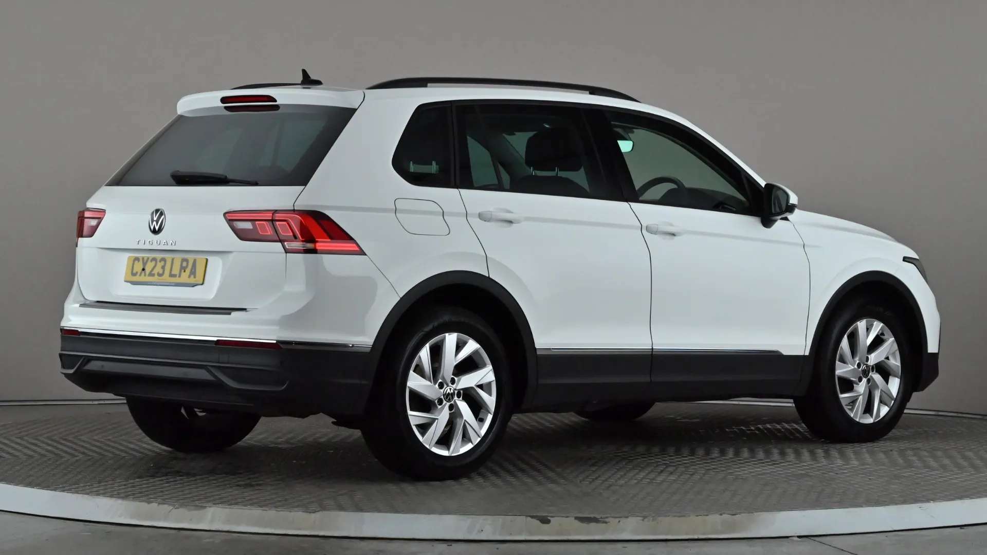 2023 VOLKSWAGEN TIGUAN 2023 VOLKSWAGEN TIGUAN