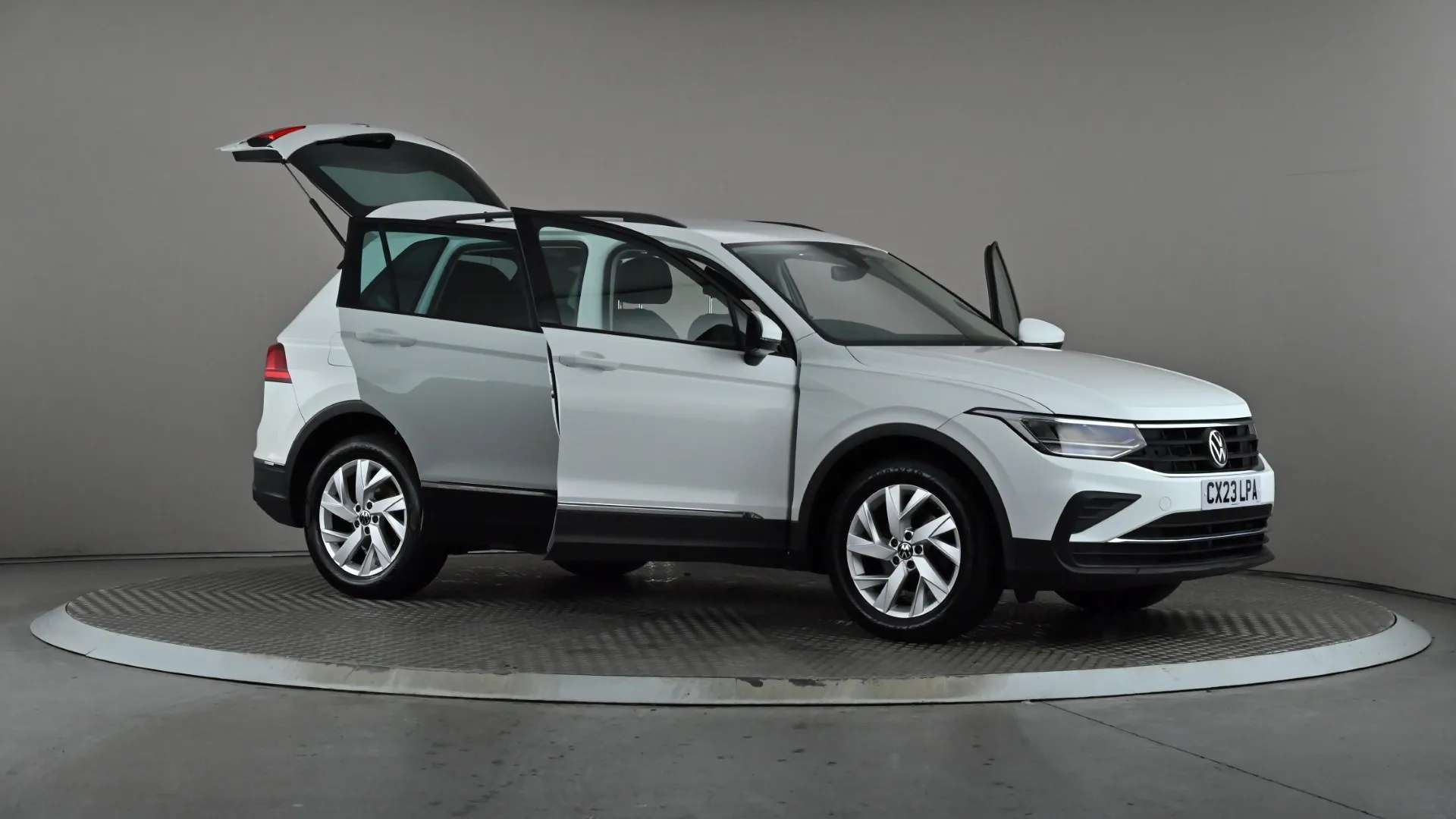 2023 VOLKSWAGEN TIGUAN 2023 VOLKSWAGEN TIGUAN