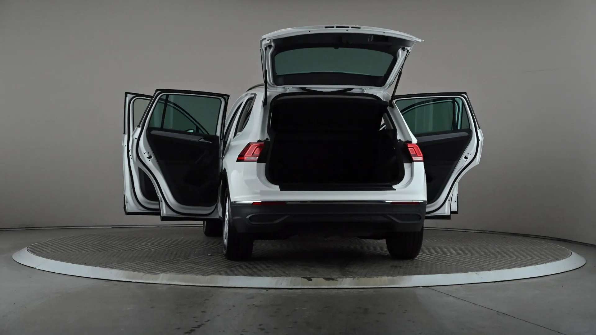 2023 VOLKSWAGEN TIGUAN 2023 VOLKSWAGEN TIGUAN