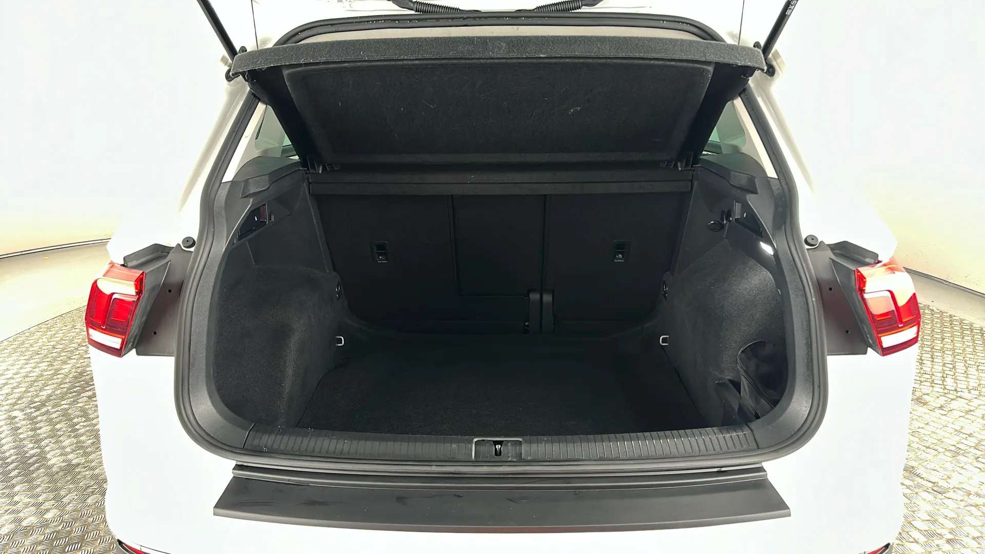 2023 VOLKSWAGEN TIGUAN 2023 VOLKSWAGEN TIGUAN