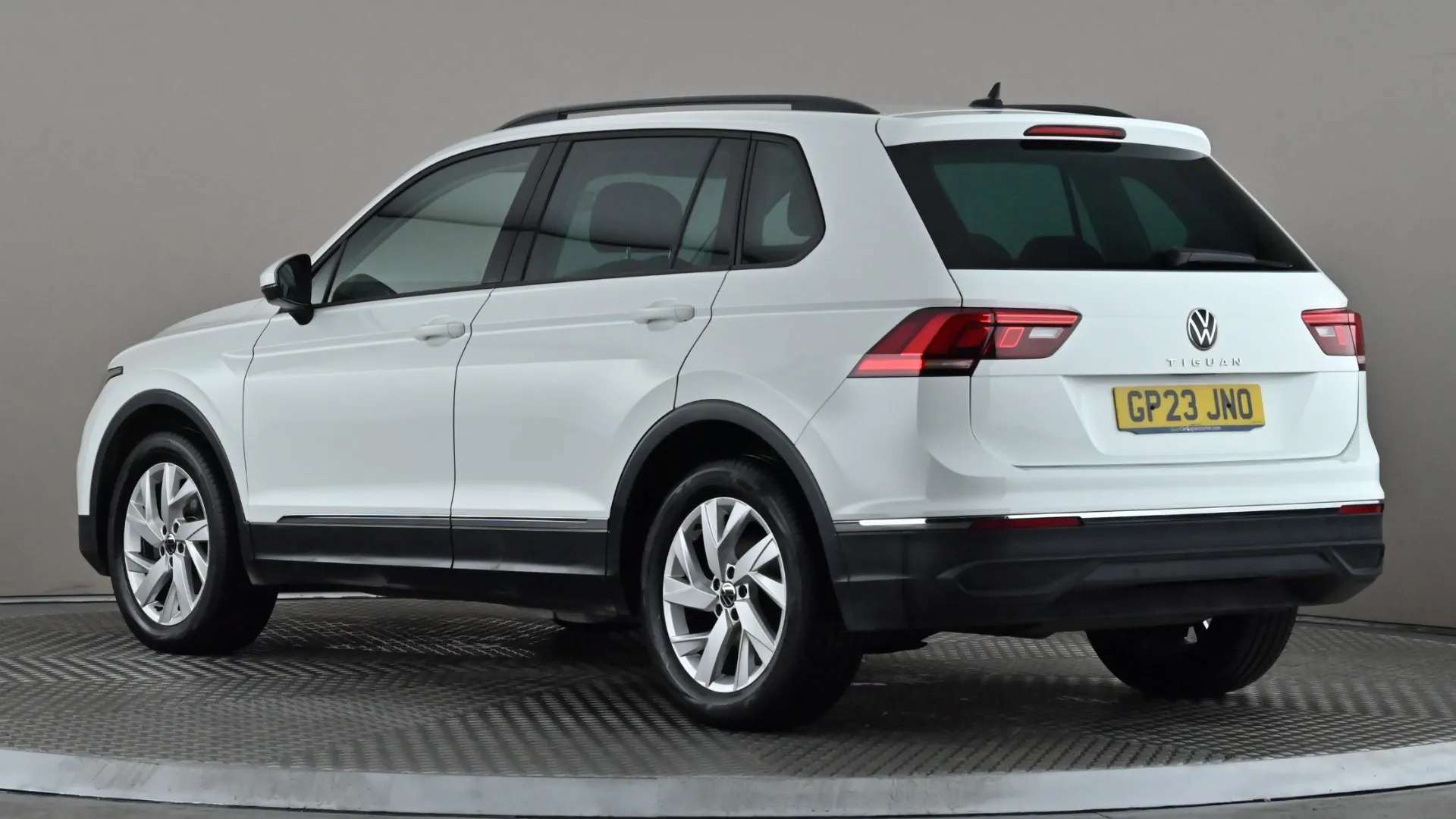 A 2023 VOLKSWAGEN TIGUAN 1.5 TSI 150 Life DSG A 2023 VOLKSWAGEN TIGUAN 1.5 TSI 150 Life DSG