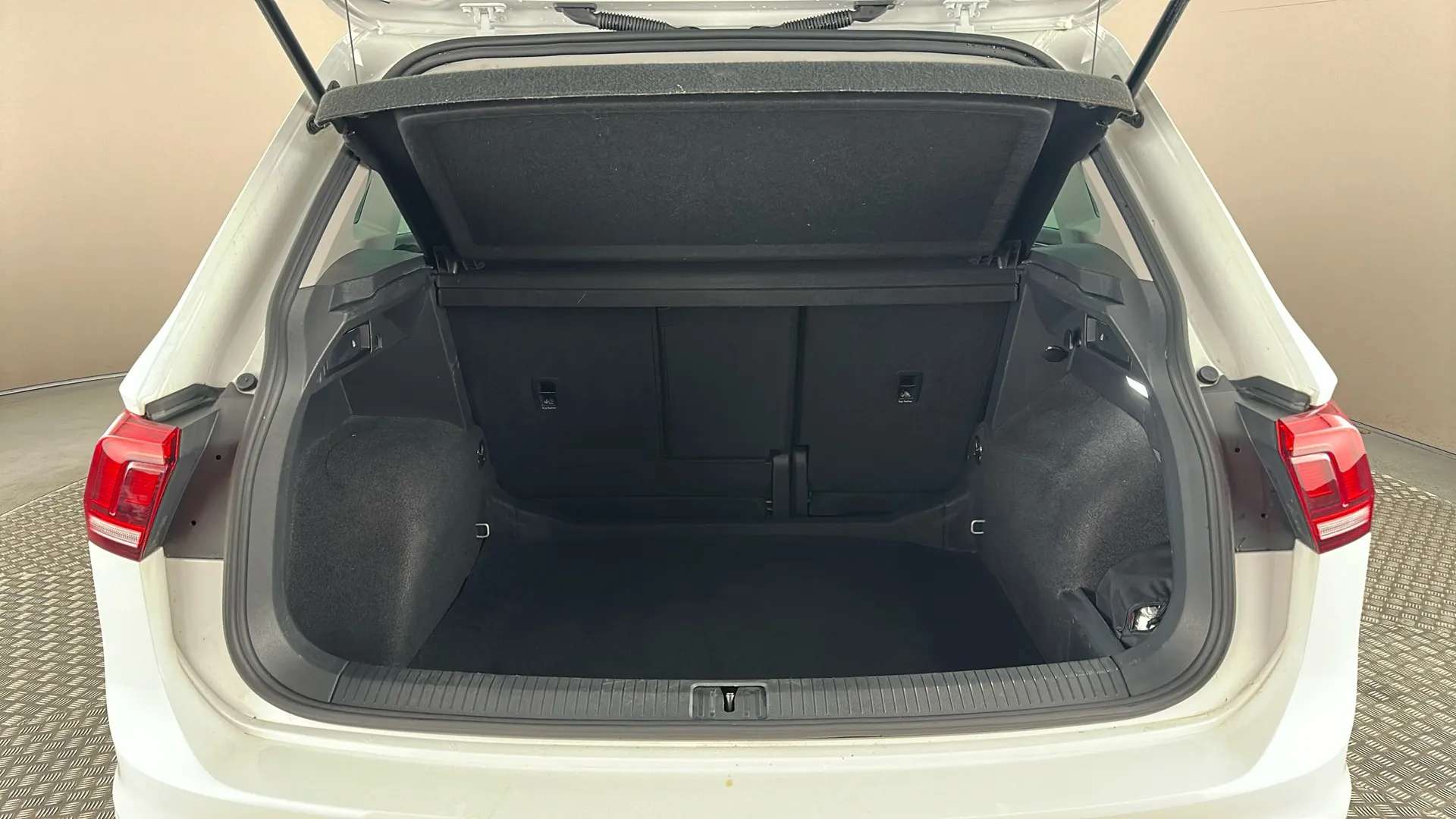 2023 VOLKSWAGEN TIGUAN 2023 VOLKSWAGEN TIGUAN