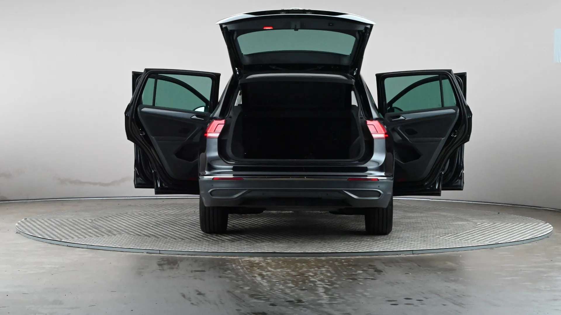 2023 VOLKSWAGEN TIGUAN 2023 VOLKSWAGEN TIGUAN