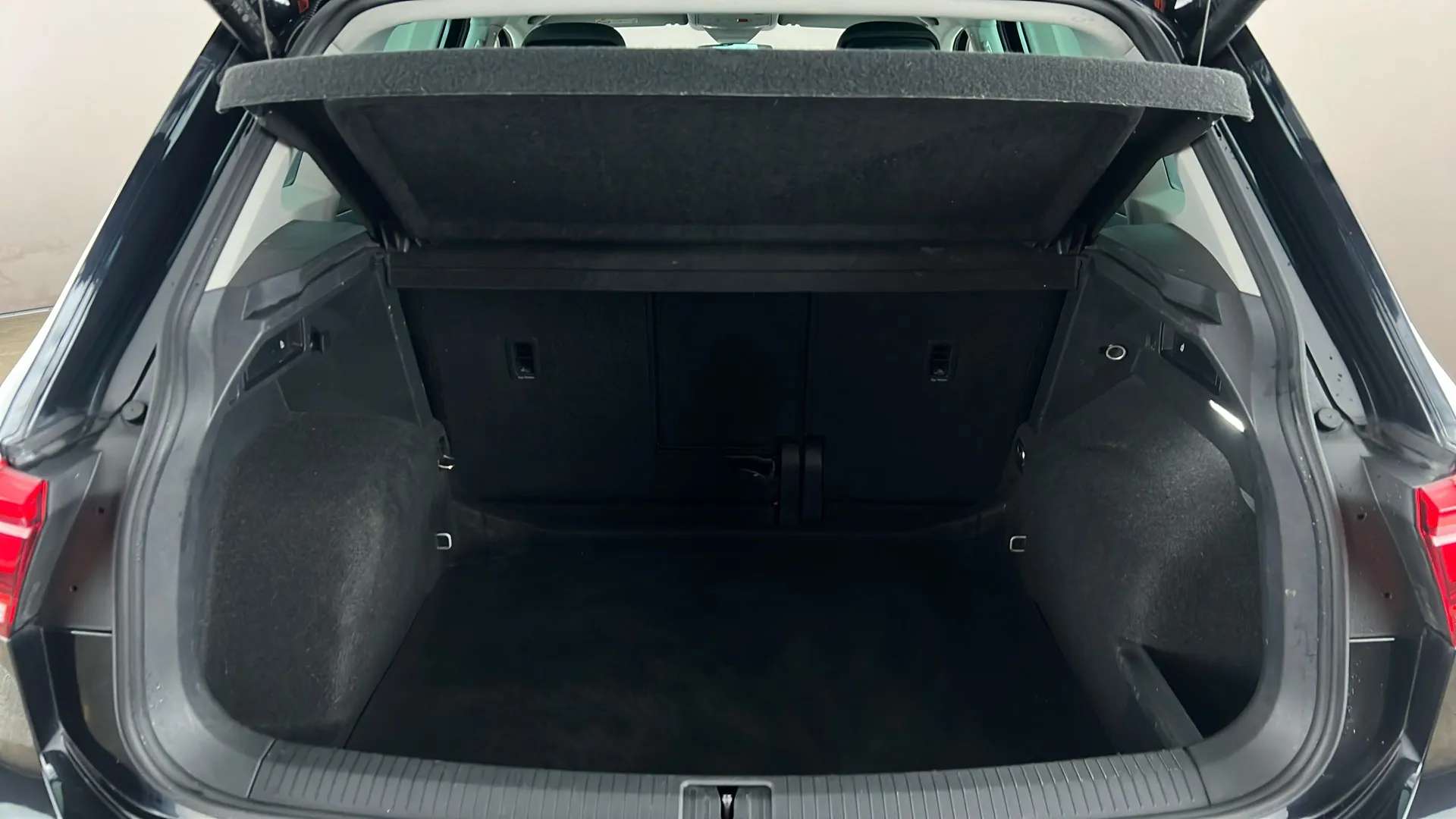 2023 VOLKSWAGEN TIGUAN 2023 VOLKSWAGEN TIGUAN
