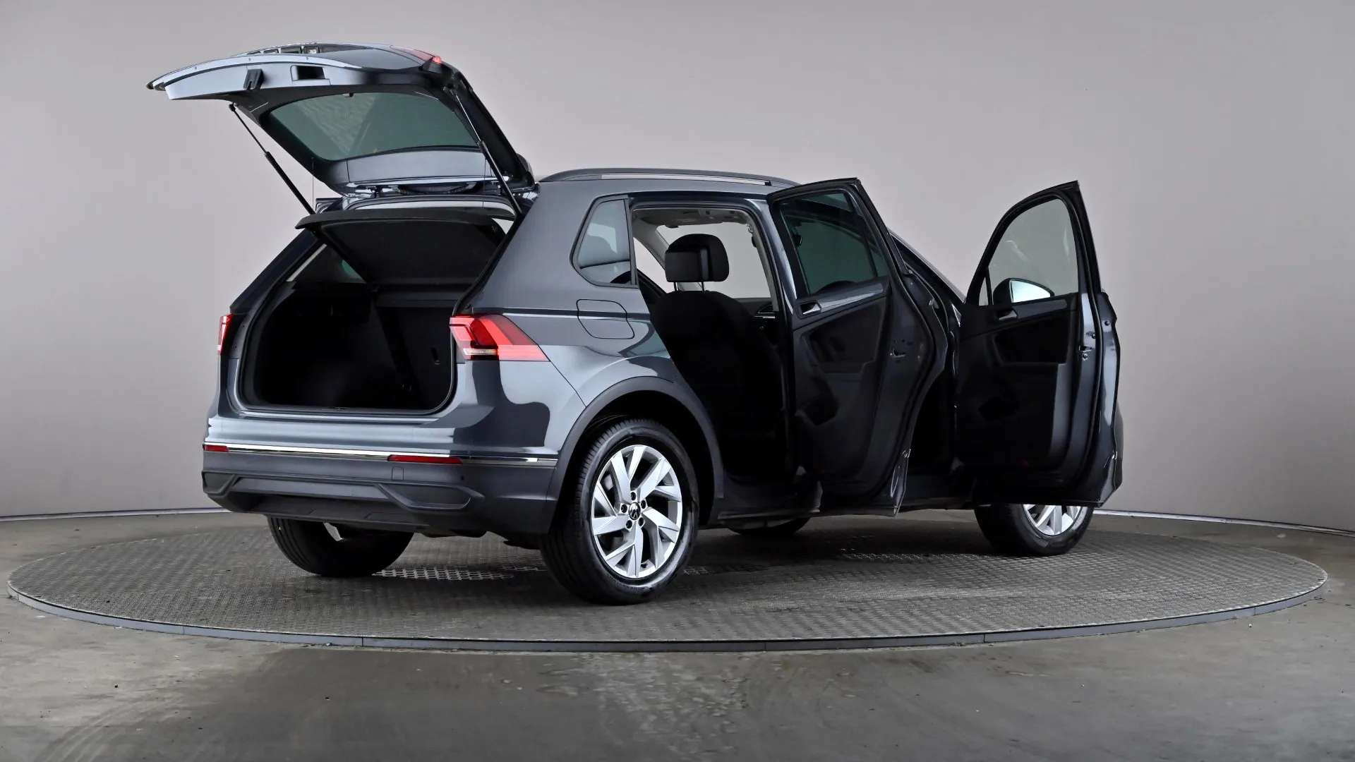 2023 VOLKSWAGEN TIGUAN 2023 VOLKSWAGEN TIGUAN