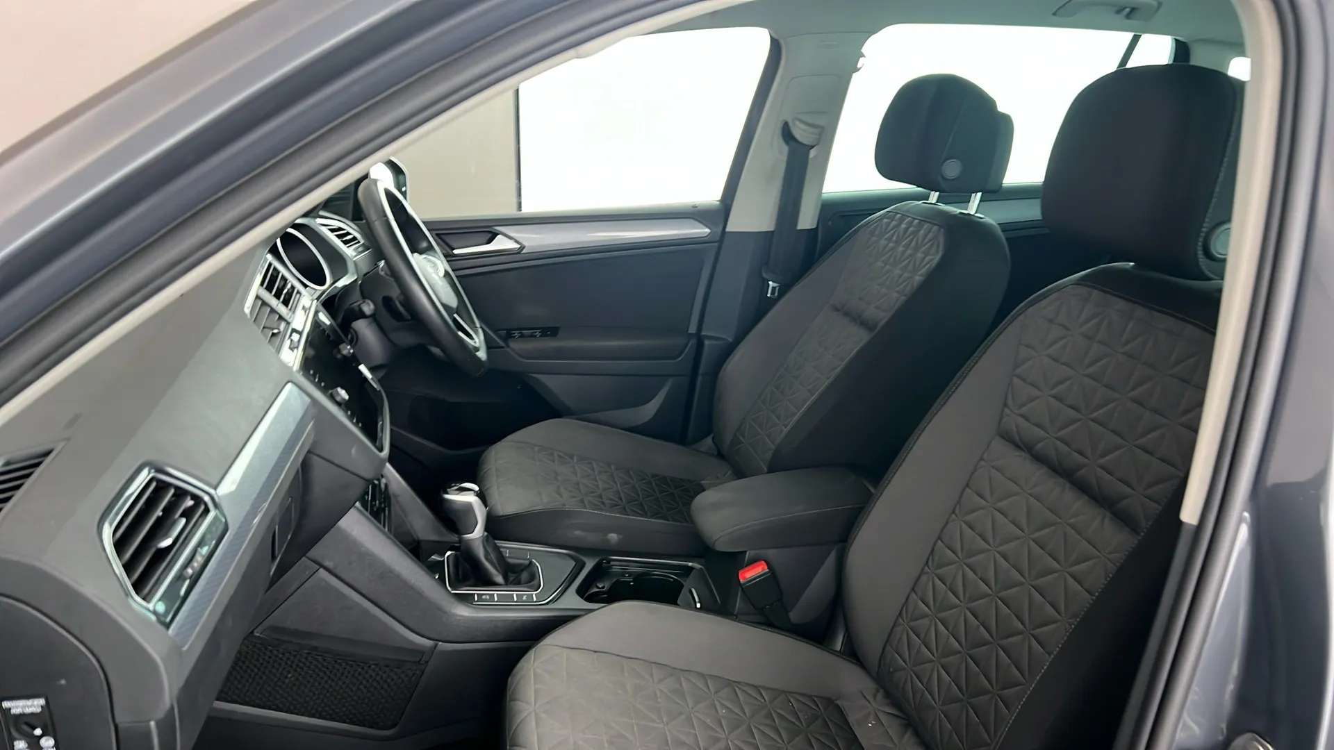 2023 VOLKSWAGEN TIGUAN 2023 VOLKSWAGEN TIGUAN