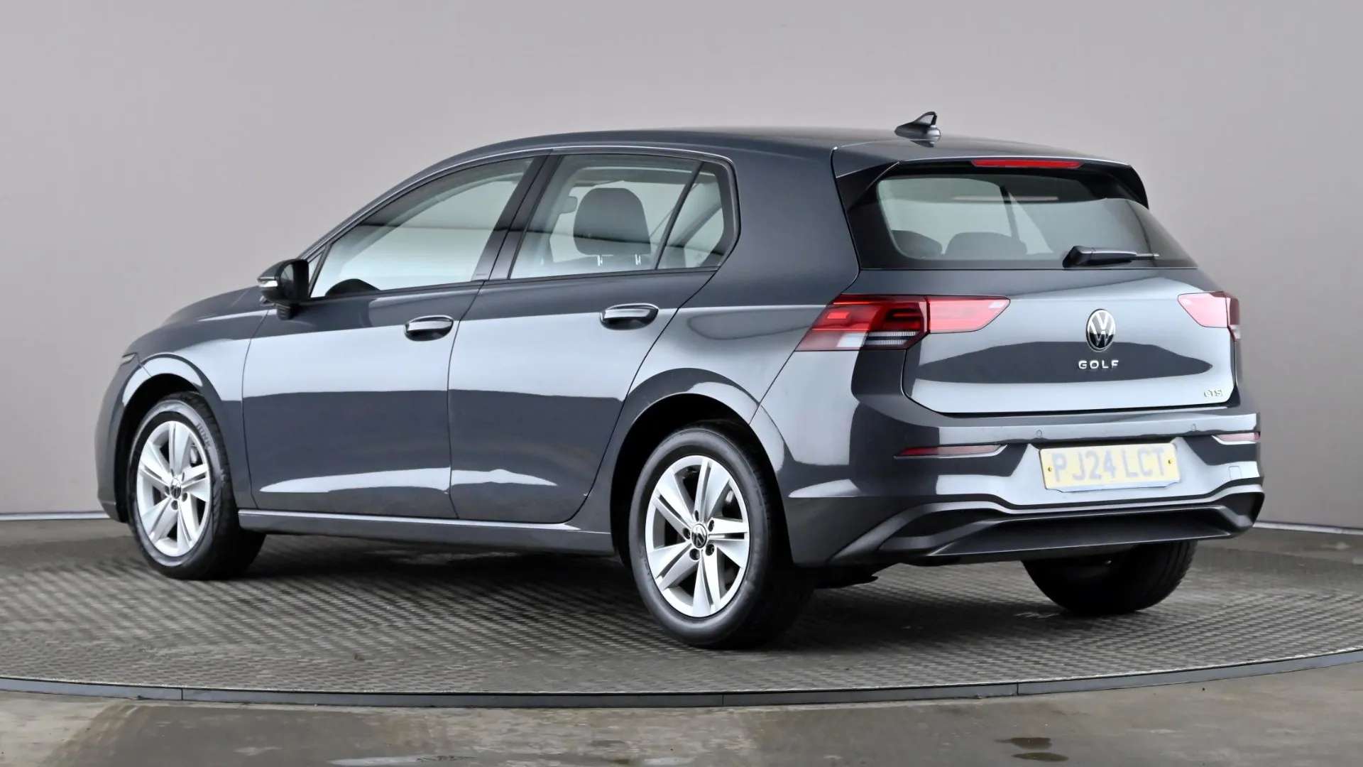A 2024 VOLKSWAGEN GOLF 1.5 eTSI 150 Life DSG A 2024 VOLKSWAGEN GOLF 1.5 eTSI 150 Life DSG