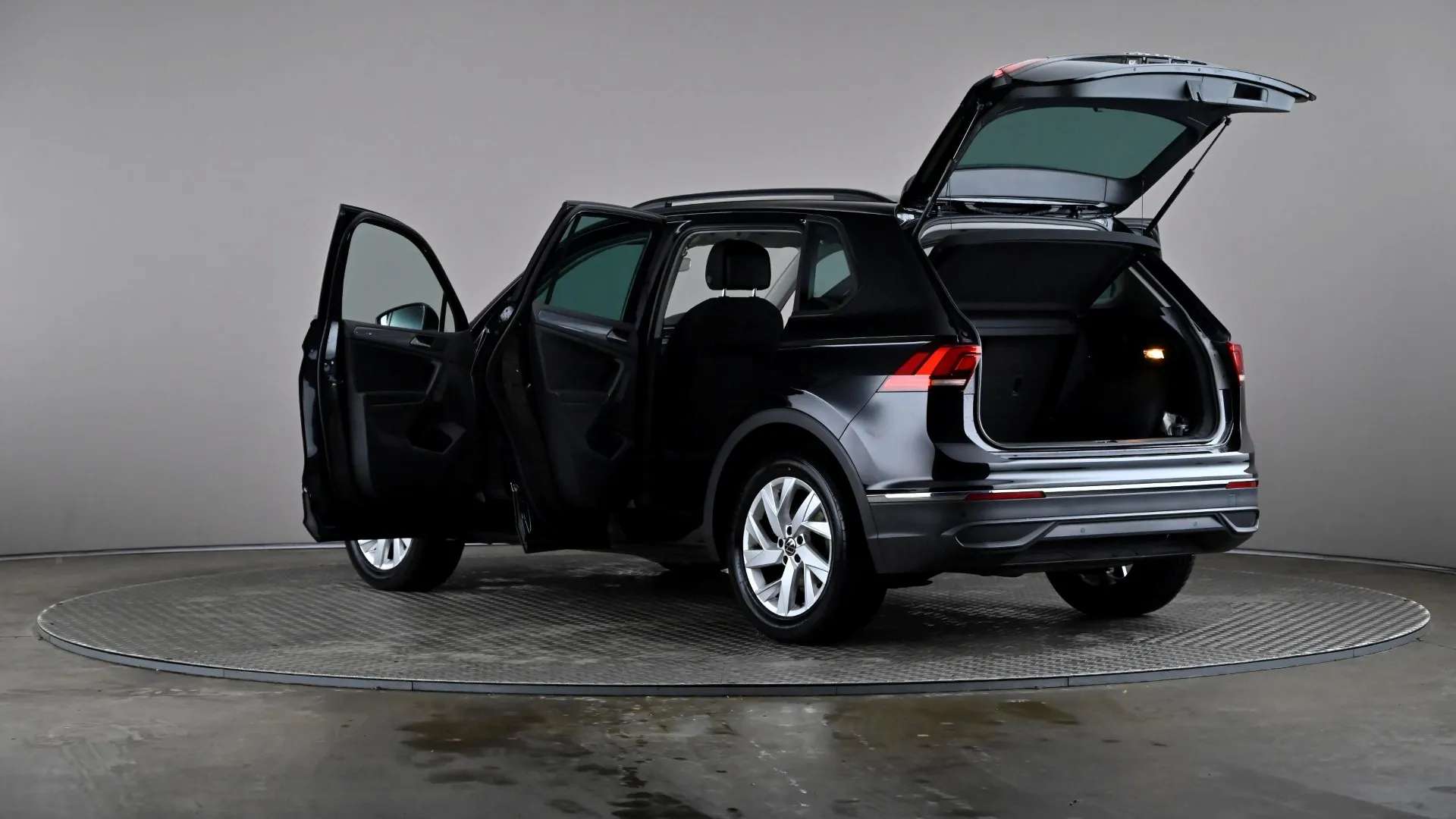 2021 VOLKSWAGEN TIGUAN 2021 VOLKSWAGEN TIGUAN