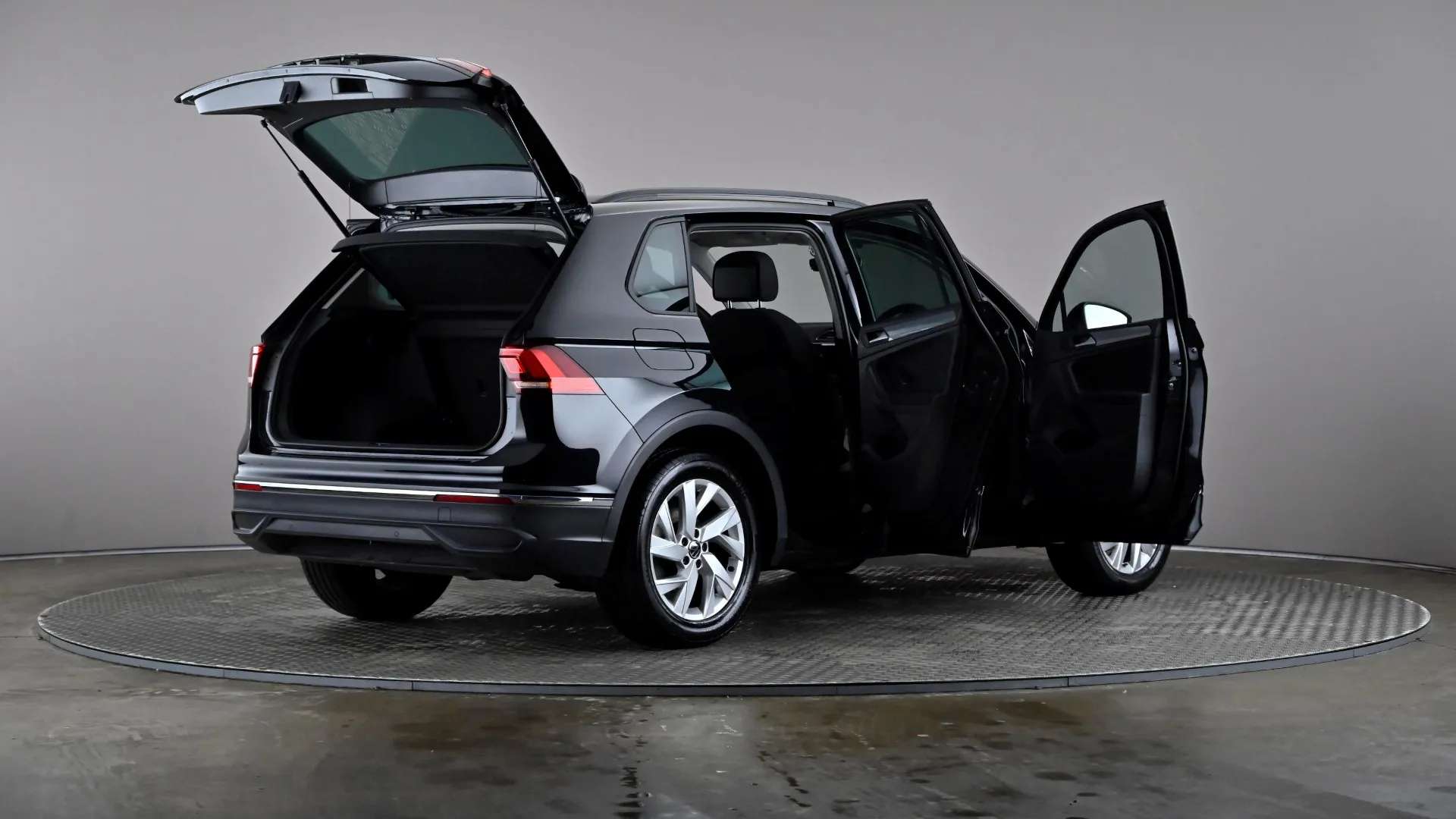 2021 VOLKSWAGEN TIGUAN 2021 VOLKSWAGEN TIGUAN