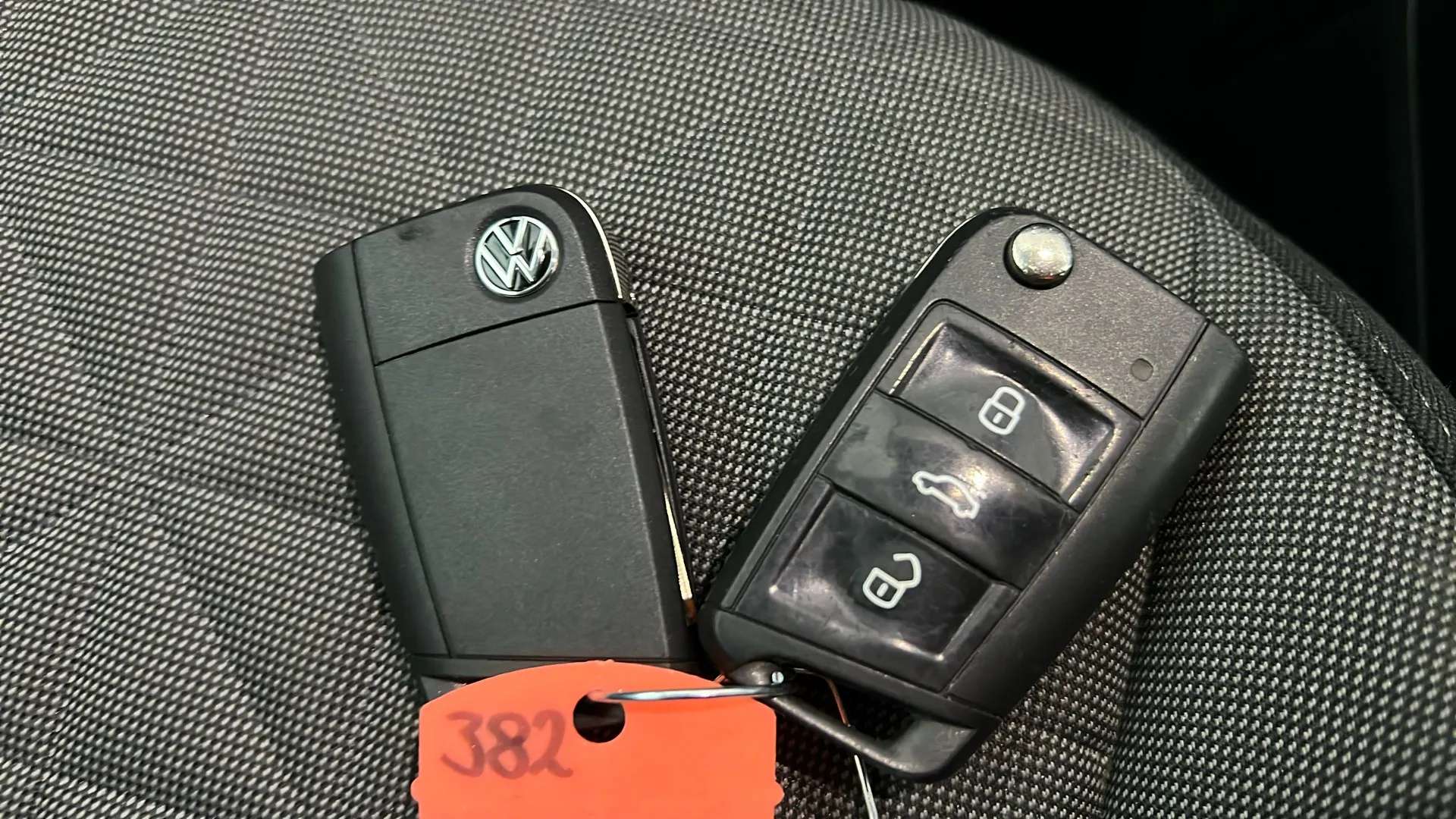 2021 VOLKSWAGEN TIGUAN 2021 VOLKSWAGEN TIGUAN