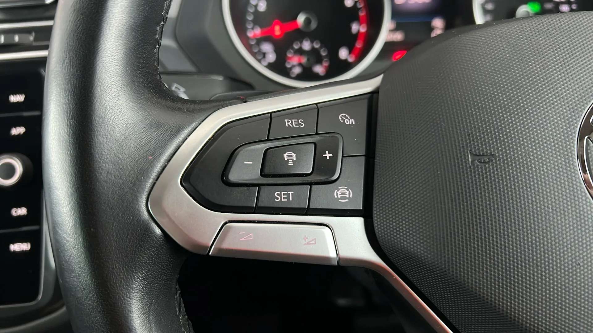 2021 VOLKSWAGEN TIGUAN 2021 VOLKSWAGEN TIGUAN