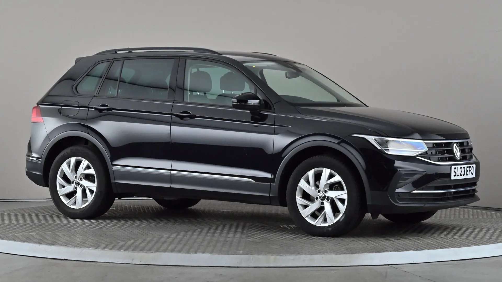 A 2023 VOLKSWAGEN TIGUAN 1.5 TSI 150 Life DSG A 2023 VOLKSWAGEN TIGUAN 1.5 TSI 150 Life DSG
