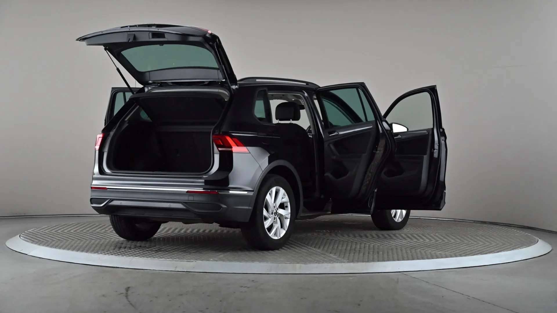 2023 VOLKSWAGEN TIGUAN 2023 VOLKSWAGEN TIGUAN