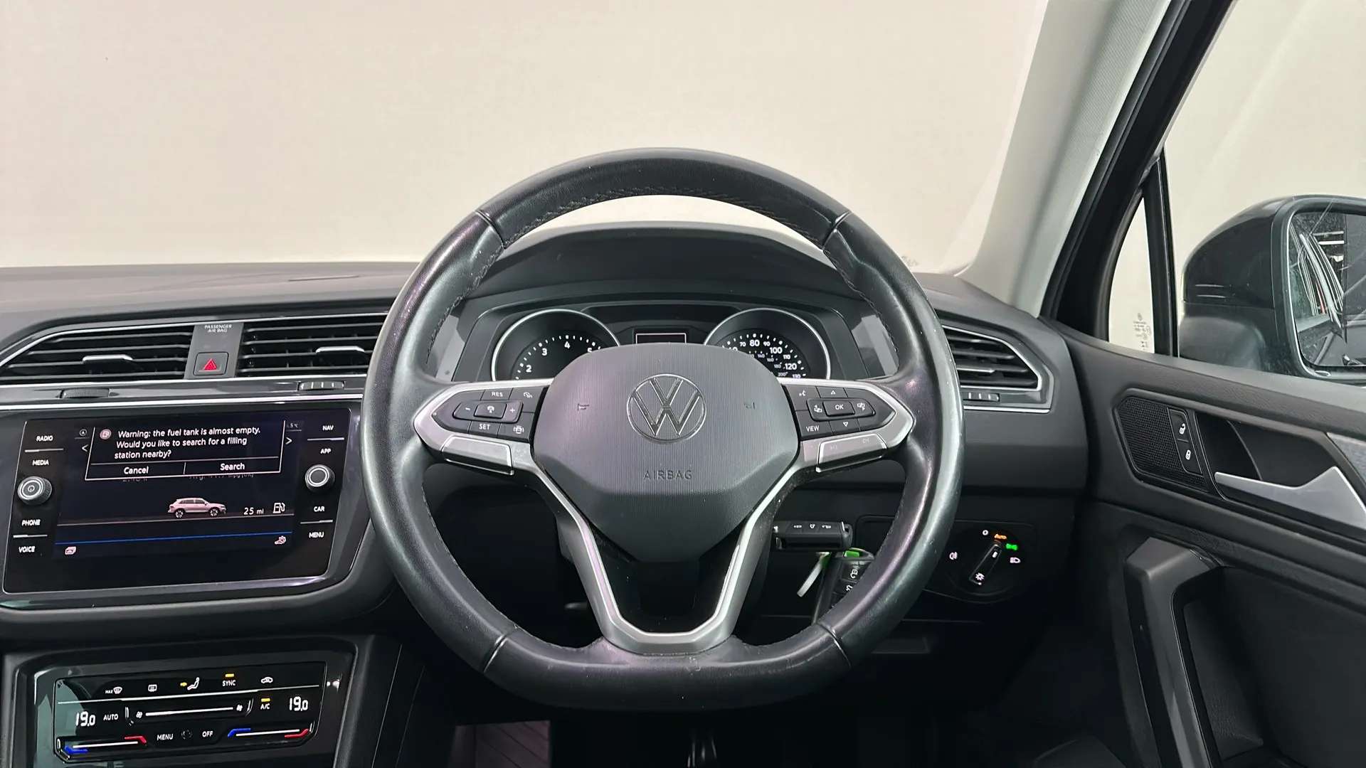 2023 VOLKSWAGEN TIGUAN 2023 VOLKSWAGEN TIGUAN