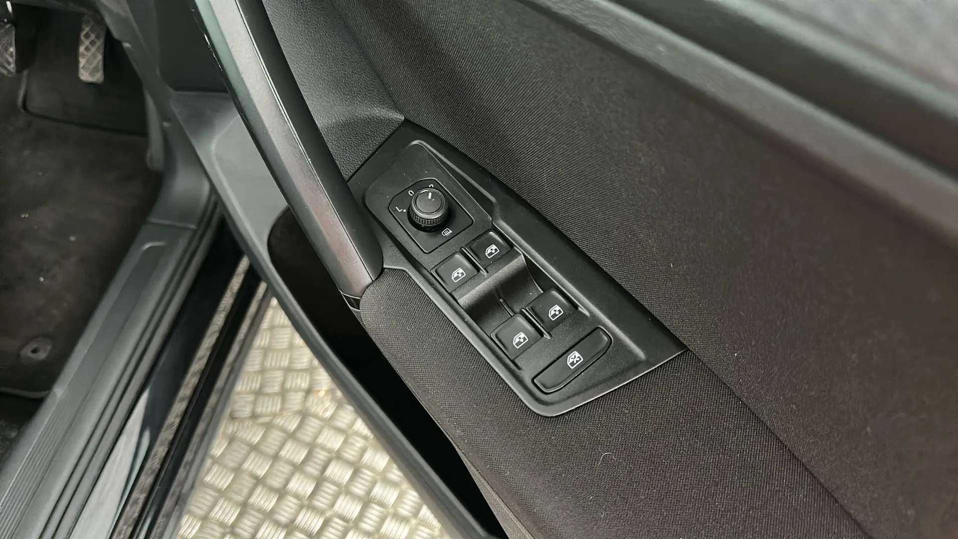 2023 VOLKSWAGEN TIGUAN 2023 VOLKSWAGEN TIGUAN