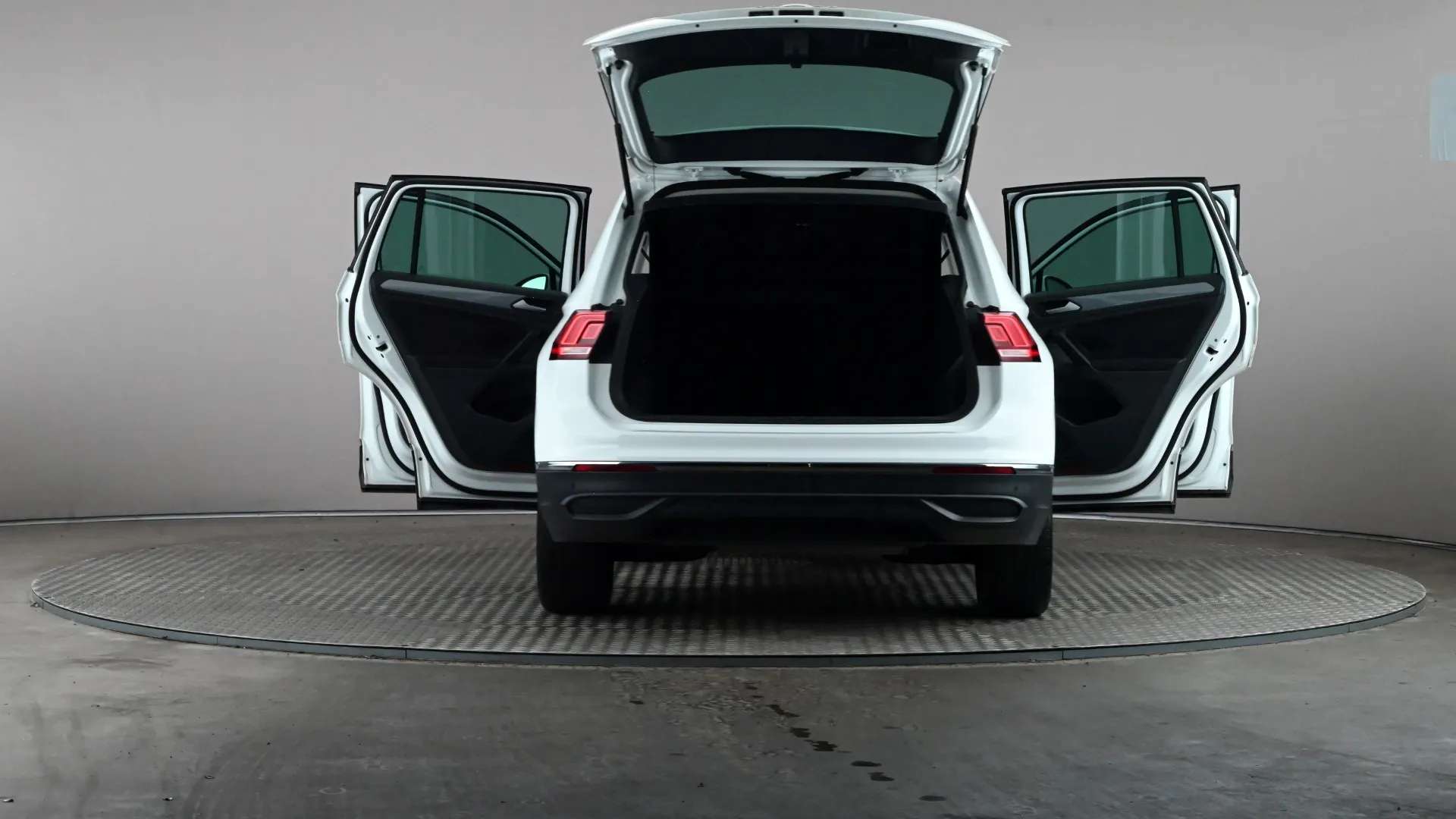 2023 VOLKSWAGEN TIGUAN 2023 VOLKSWAGEN TIGUAN