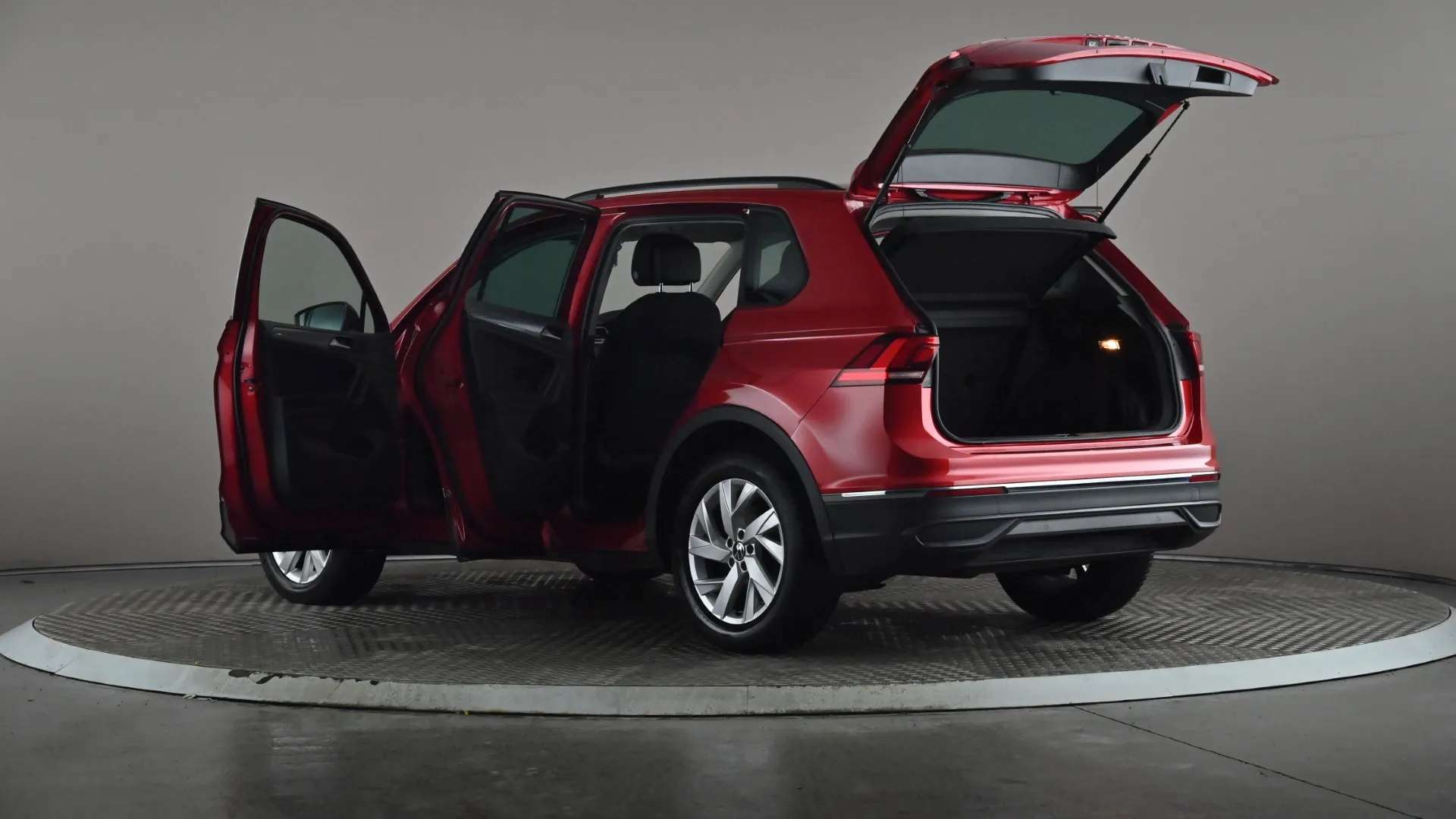 2021 VOLKSWAGEN TIGUAN 2021 VOLKSWAGEN TIGUAN