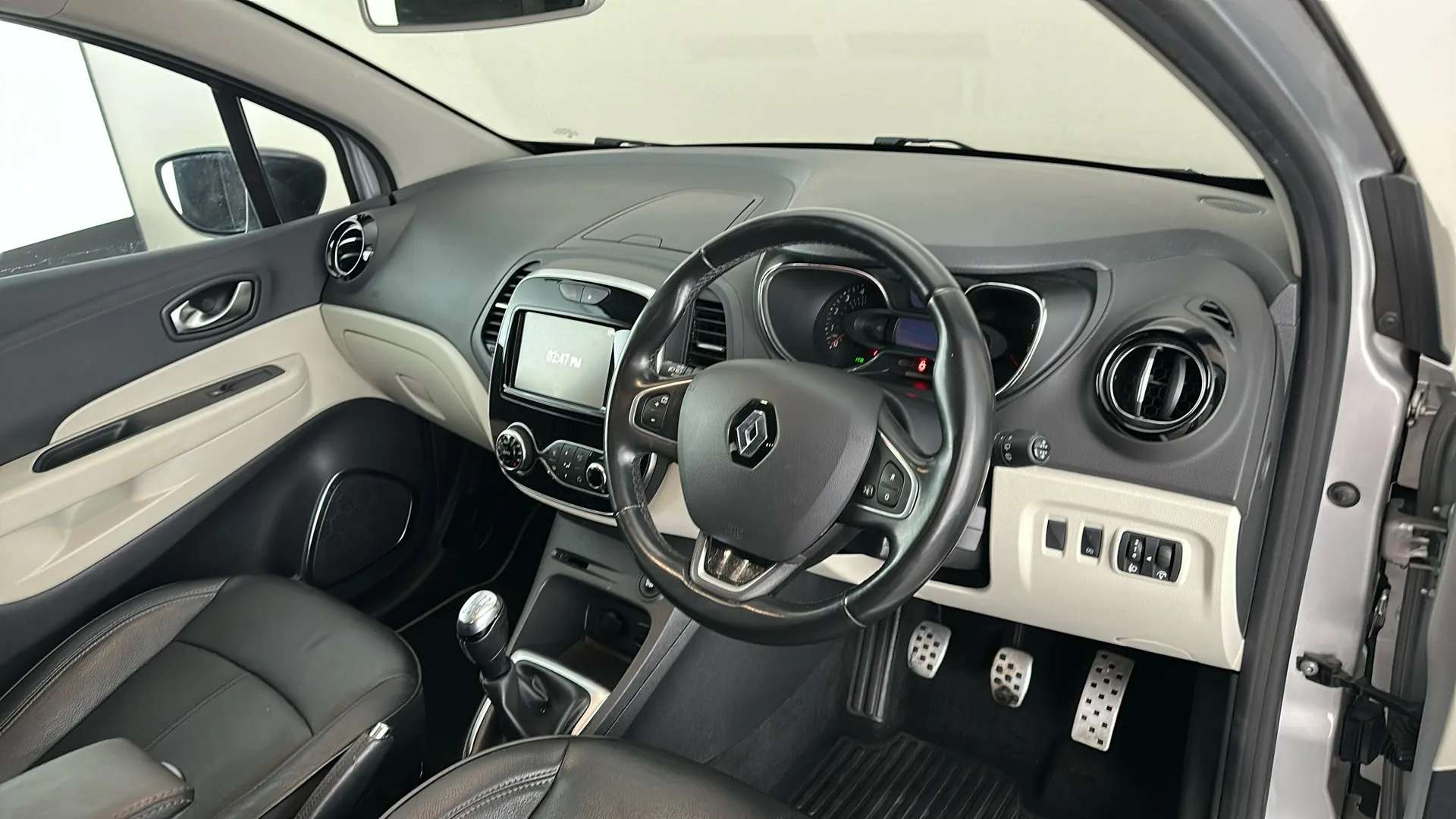 2019 RENAULT CAPTUR 2019 RENAULT CAPTUR